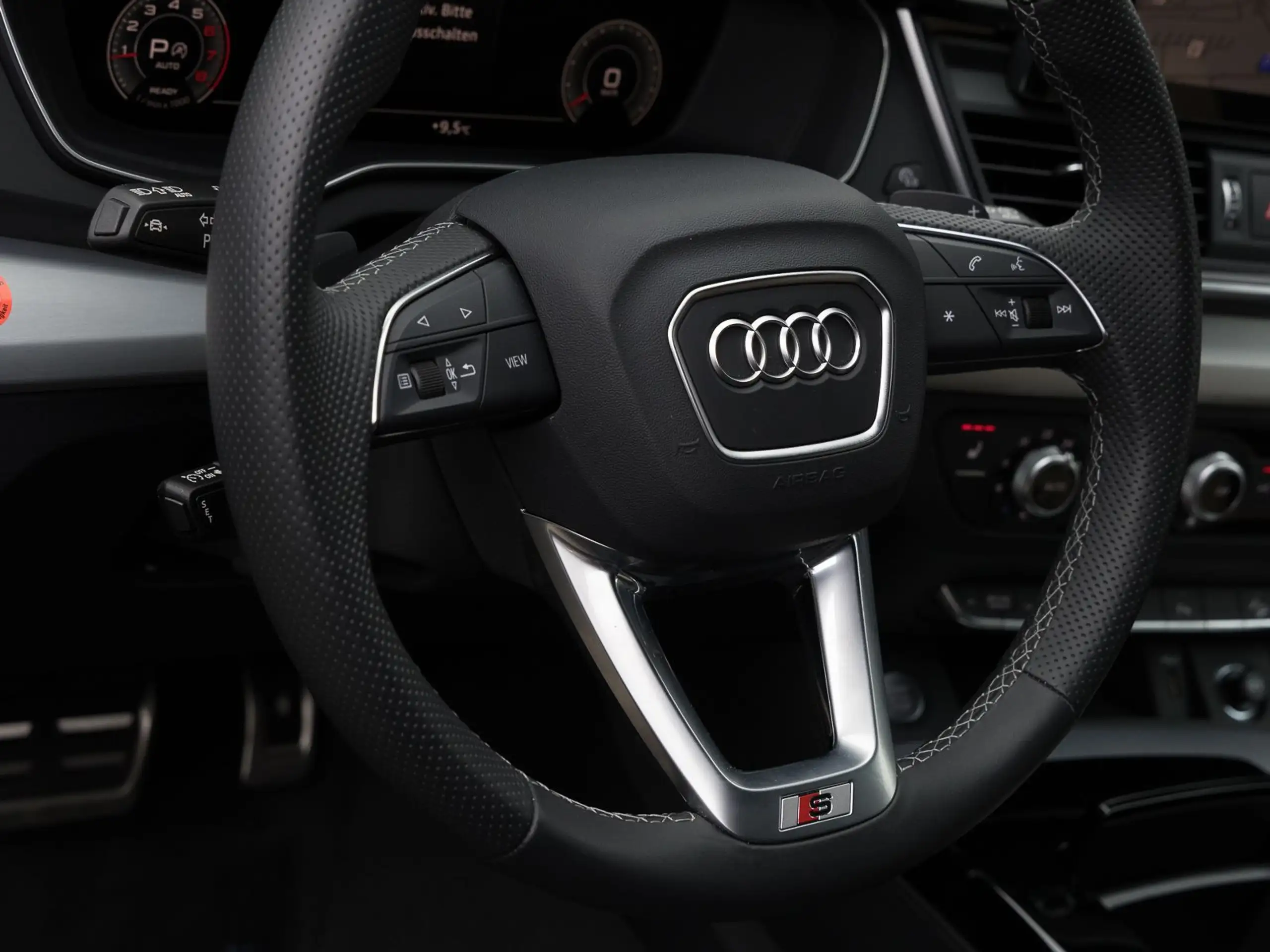 Audi - Q5