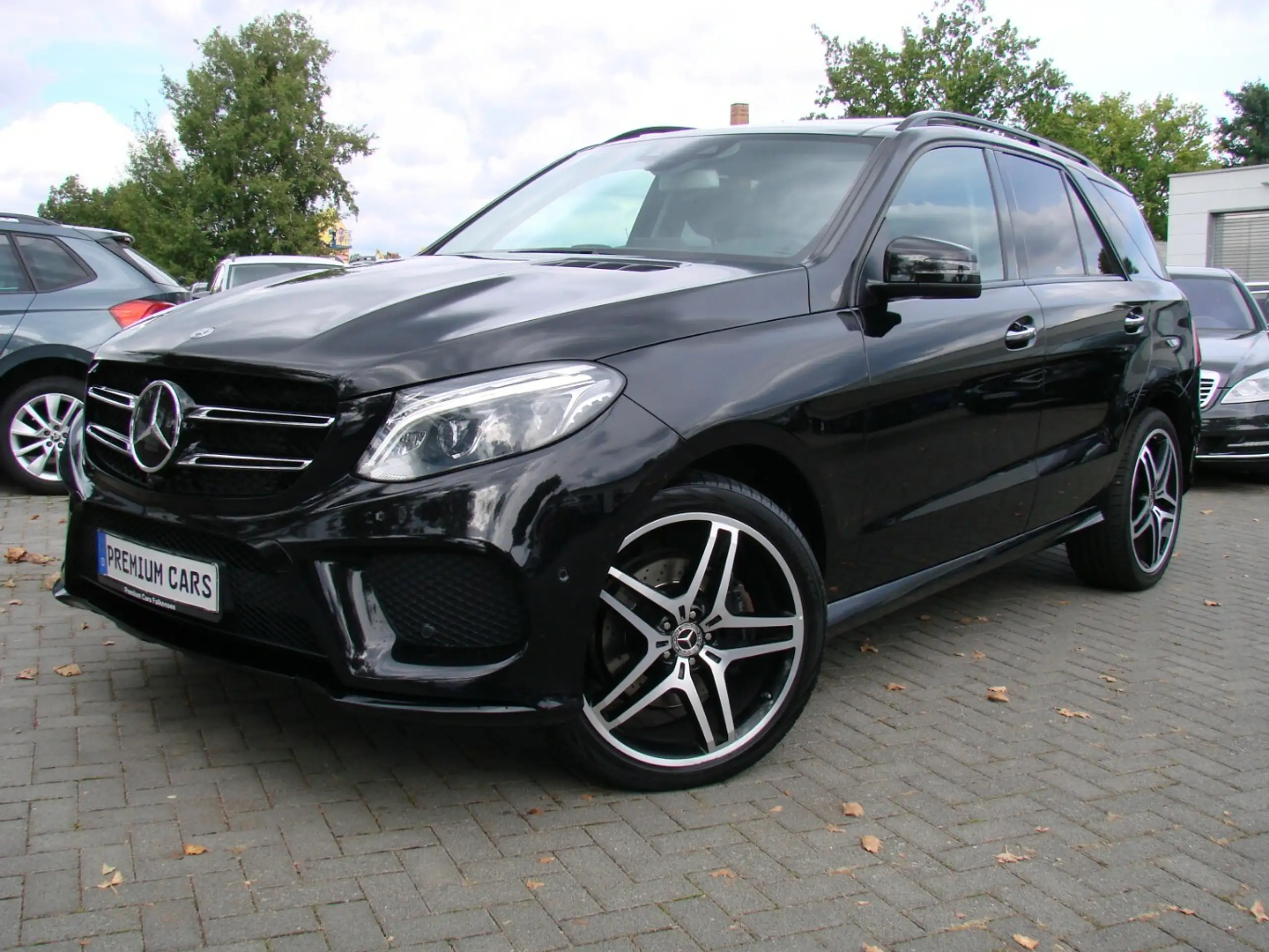 Mercedes-Benz - GLE 350