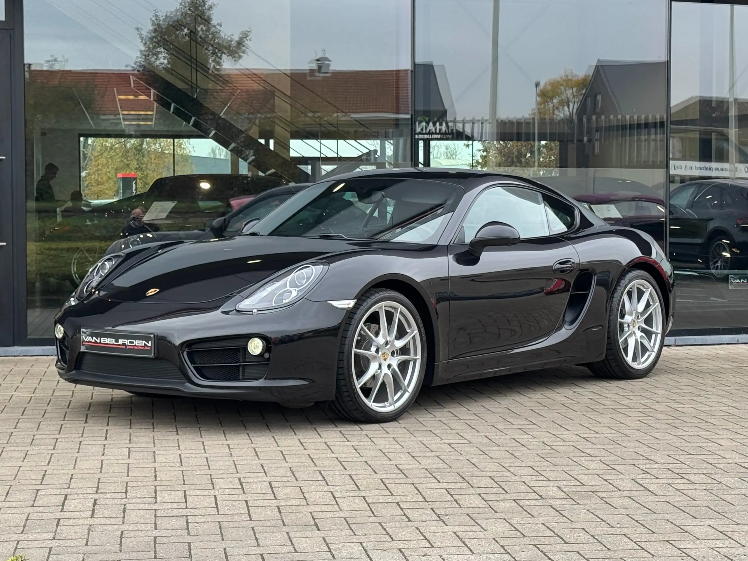 Porsche - Cayman