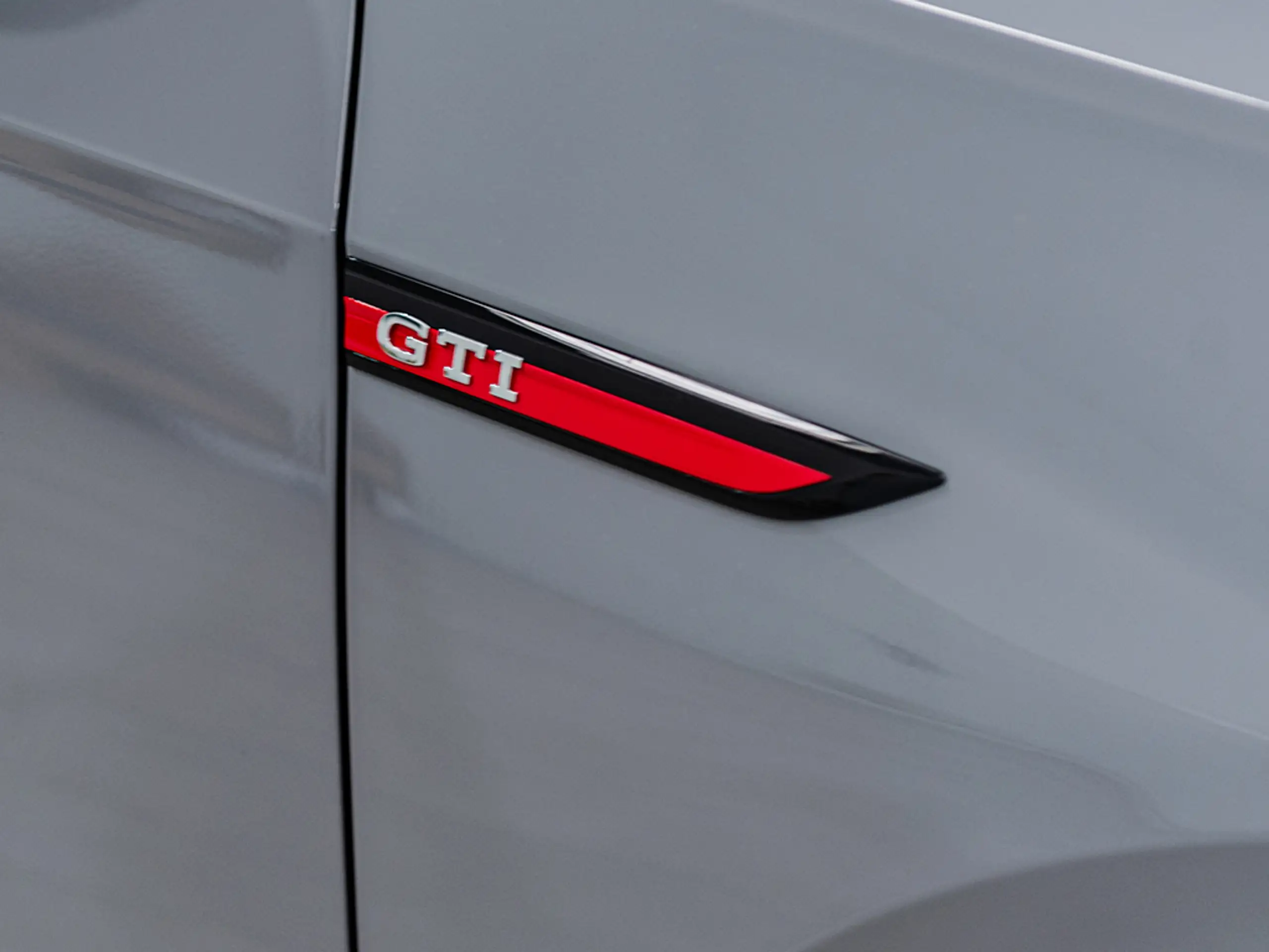 Volkswagen - Golf GTI