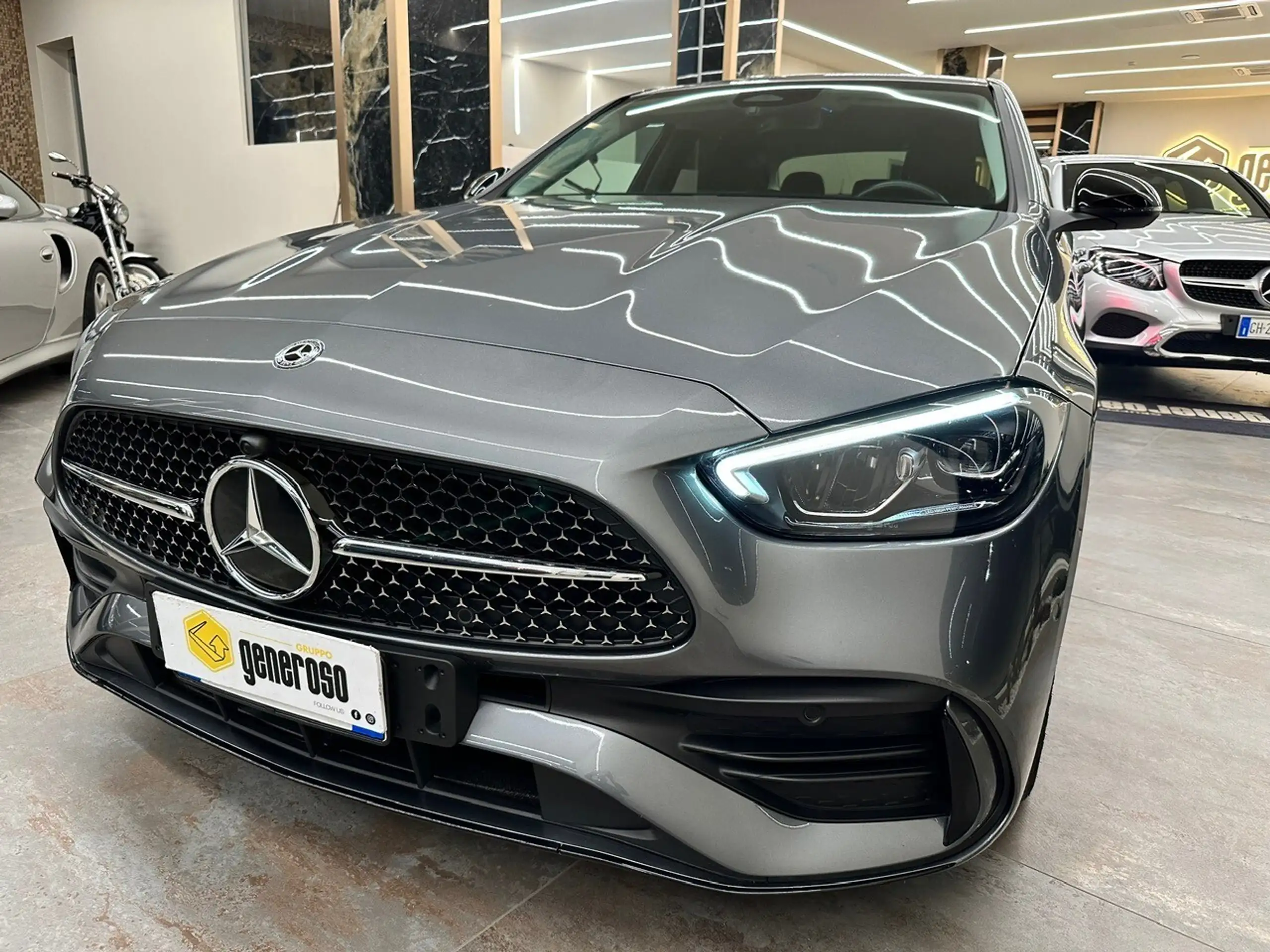 Mercedes-Benz - C 220