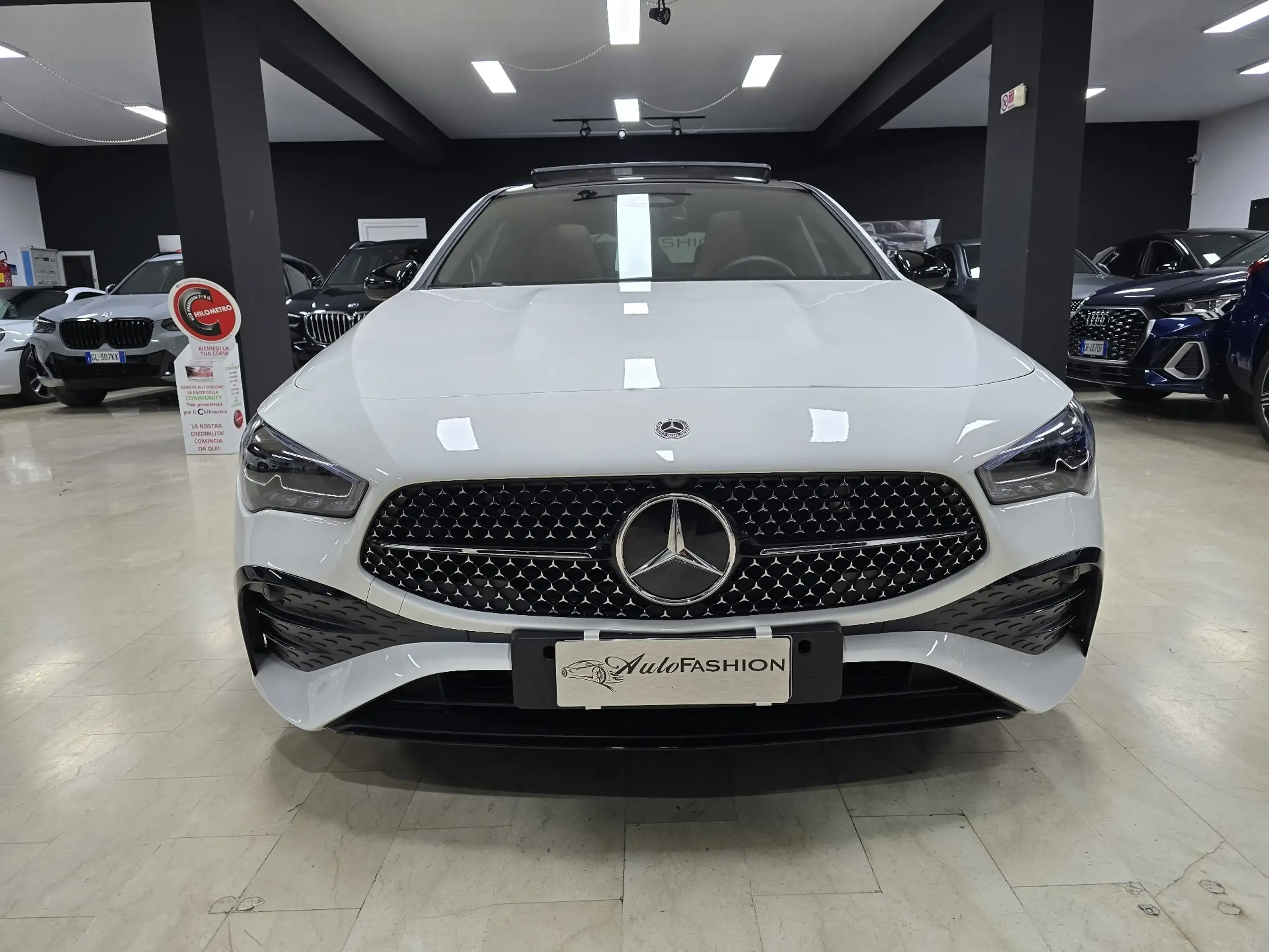 Mercedes-Benz - CLA 200