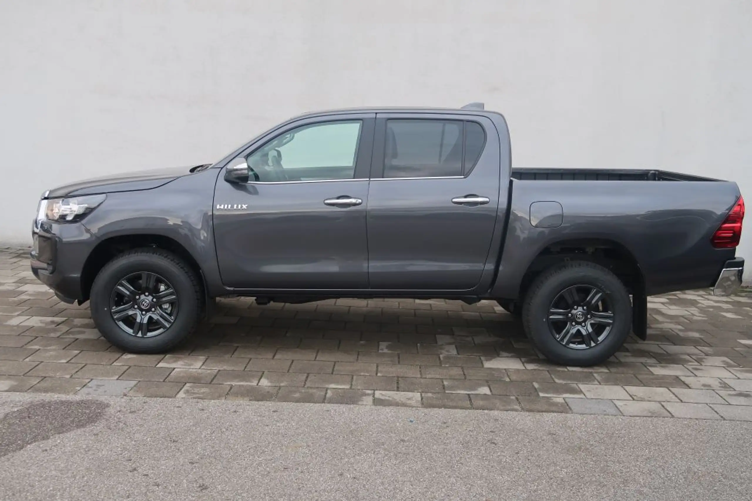 Toyota - Hilux