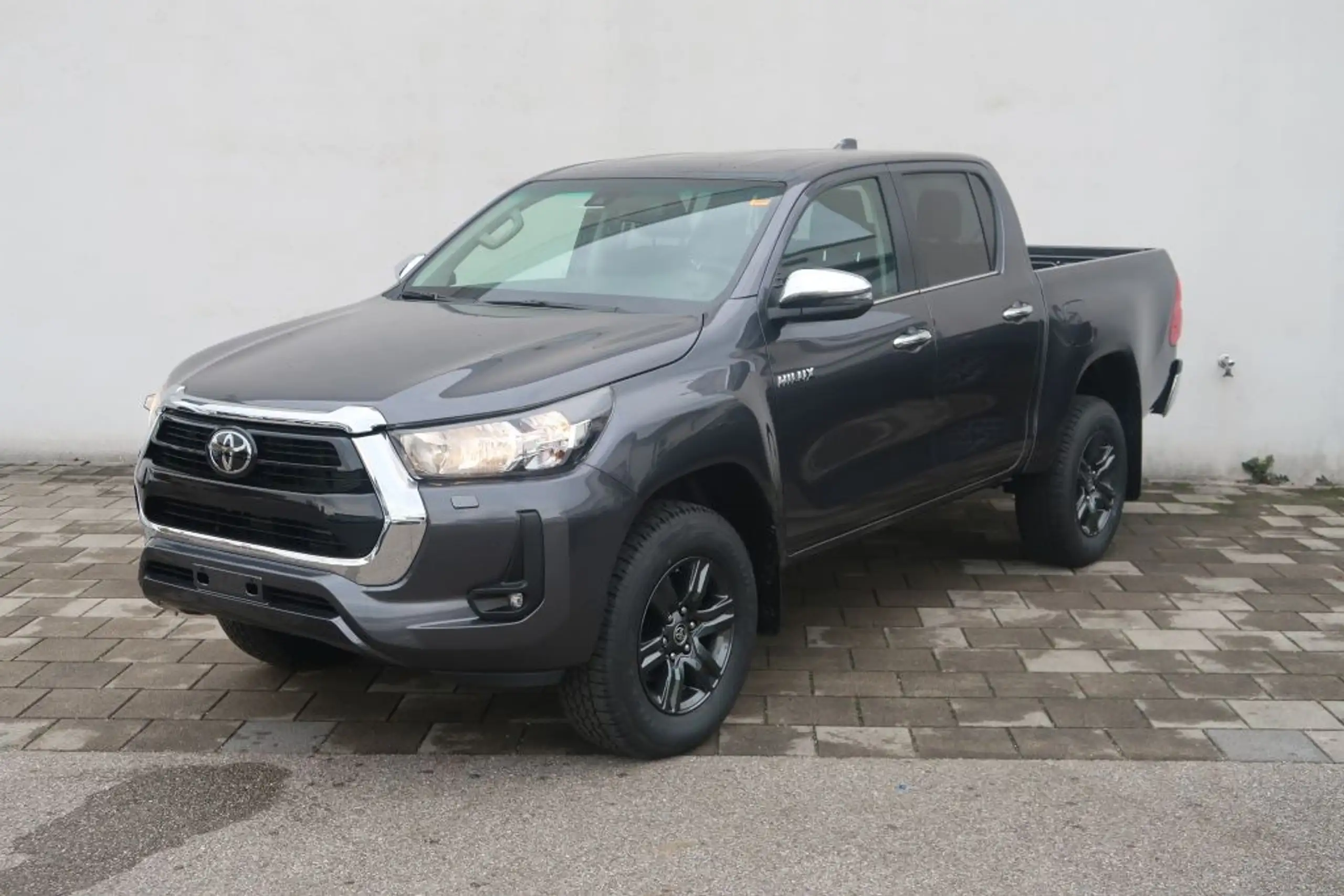 Toyota - Hilux