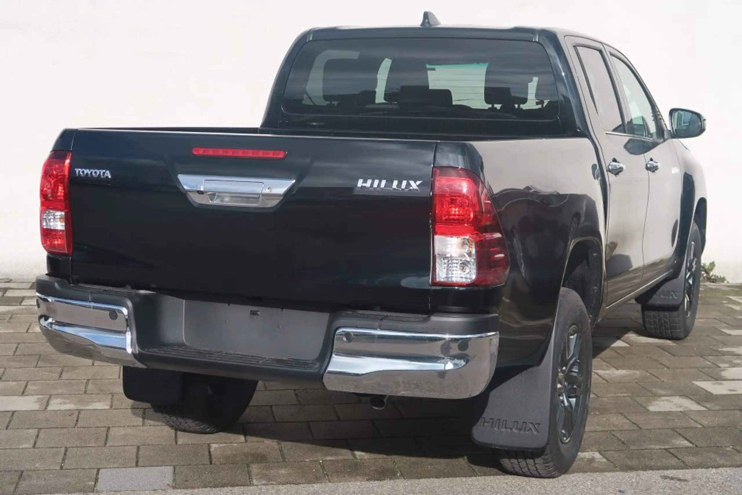 Toyota - Hilux