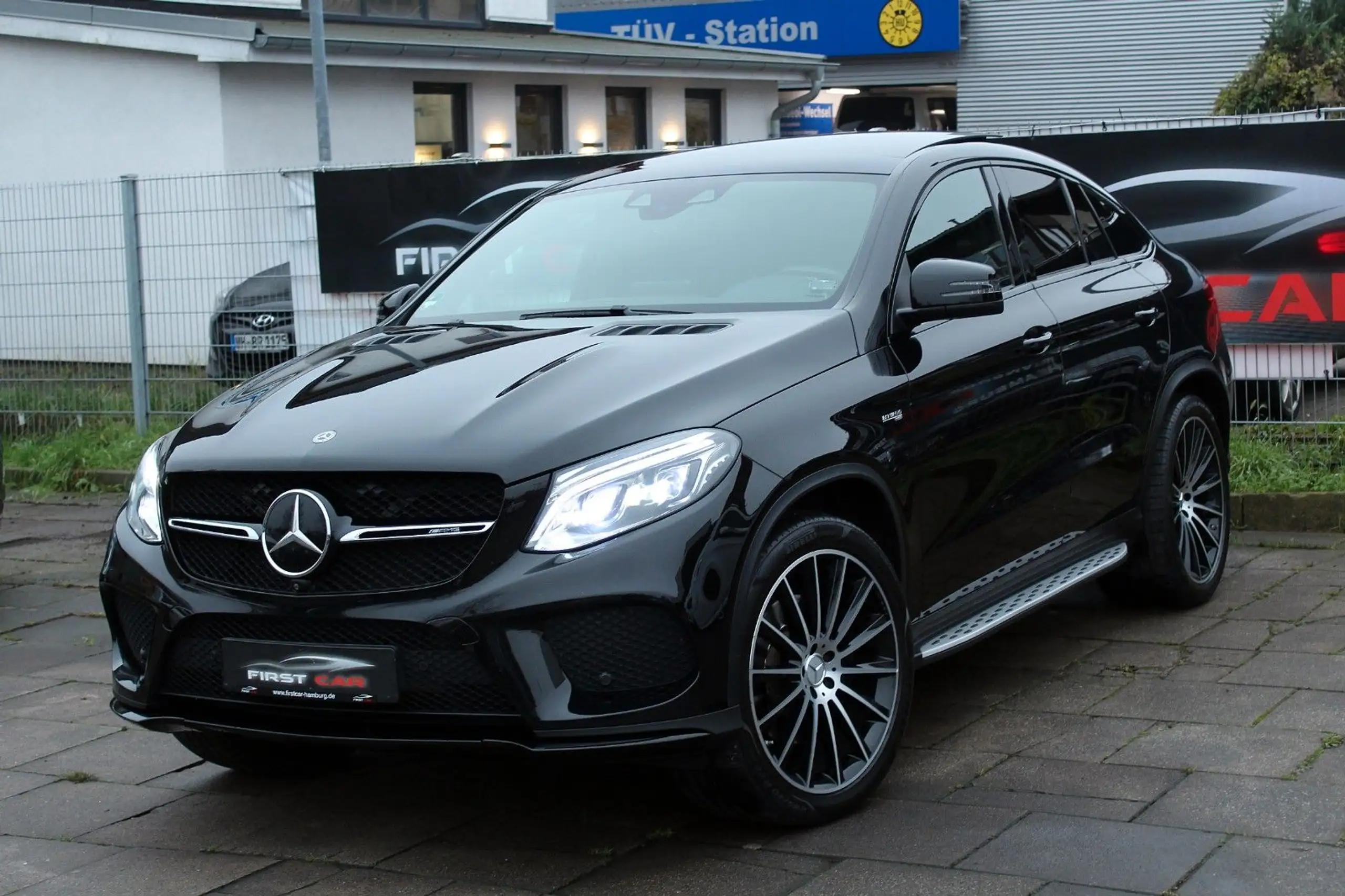 Mercedes-Benz - GLE 43 AMG