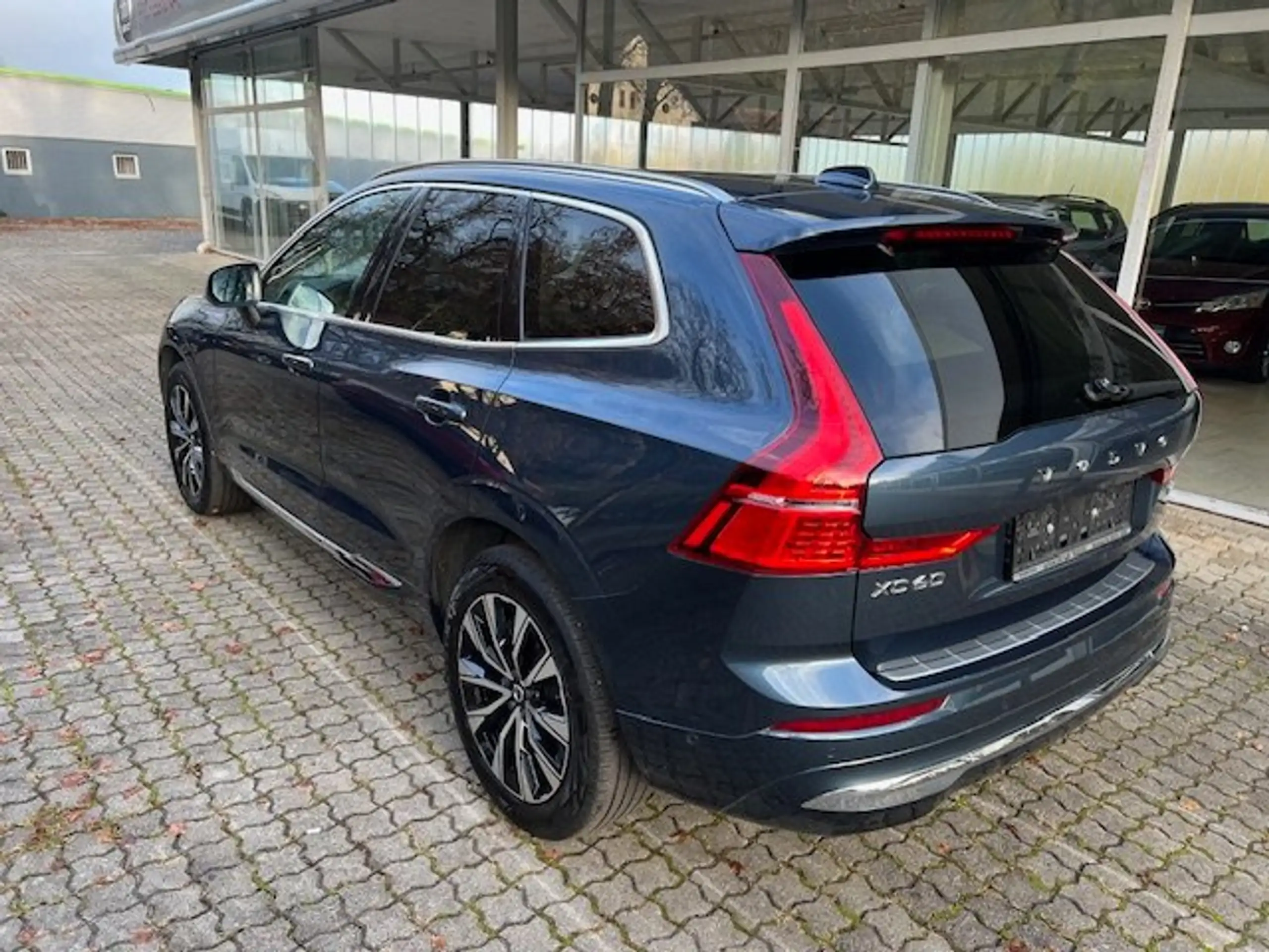 Volvo - XC60