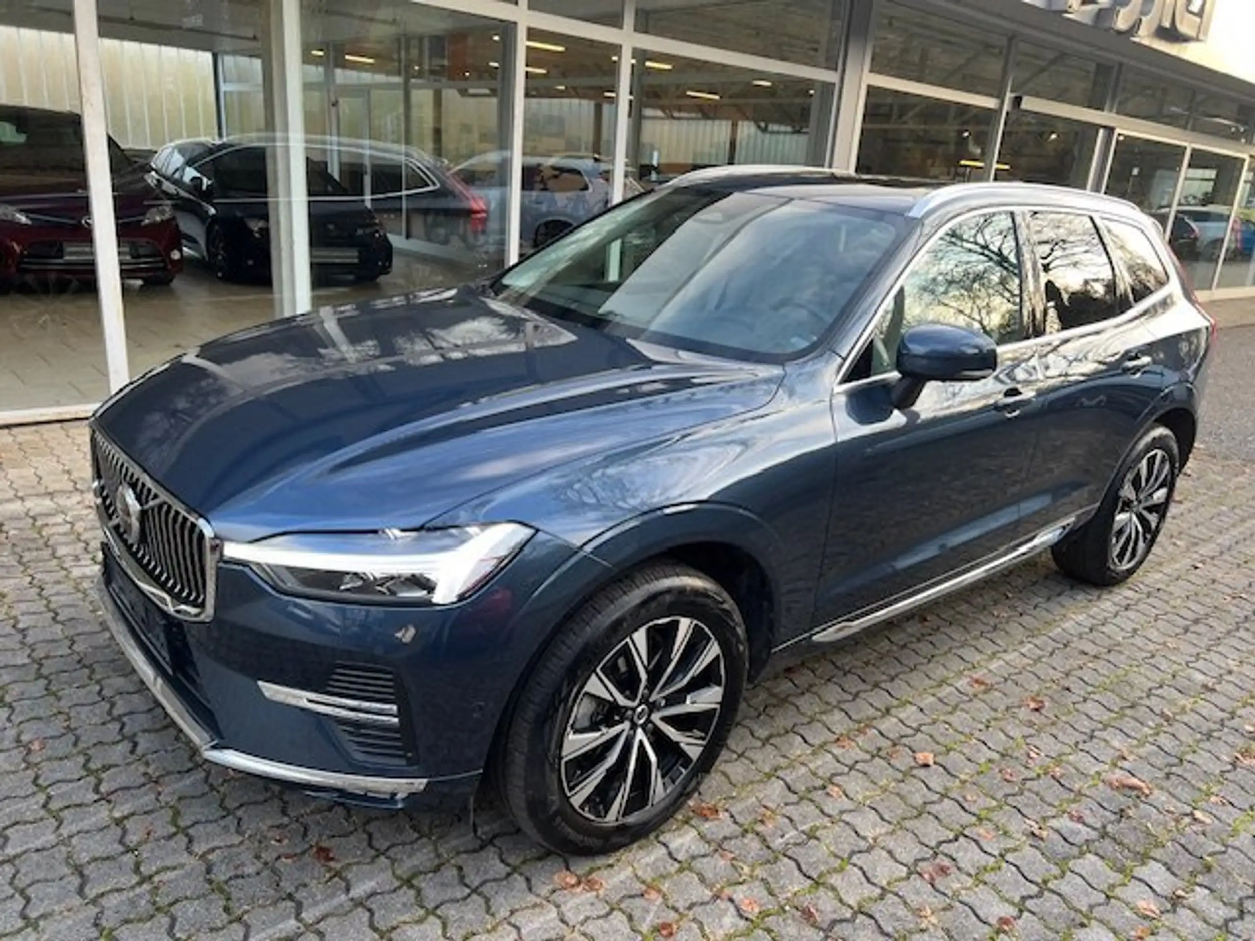 Volvo - XC60