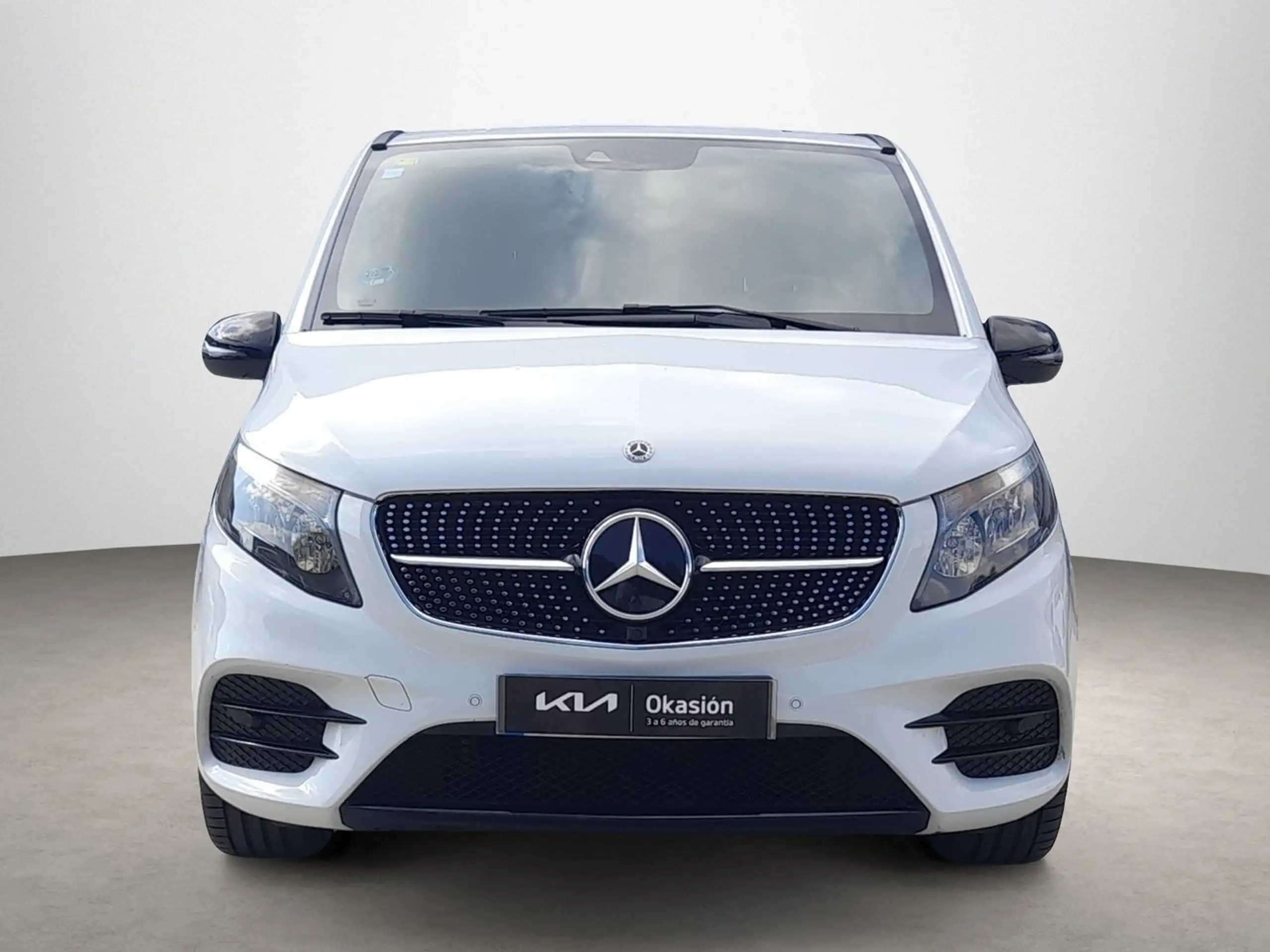 Mercedes-Benz - V