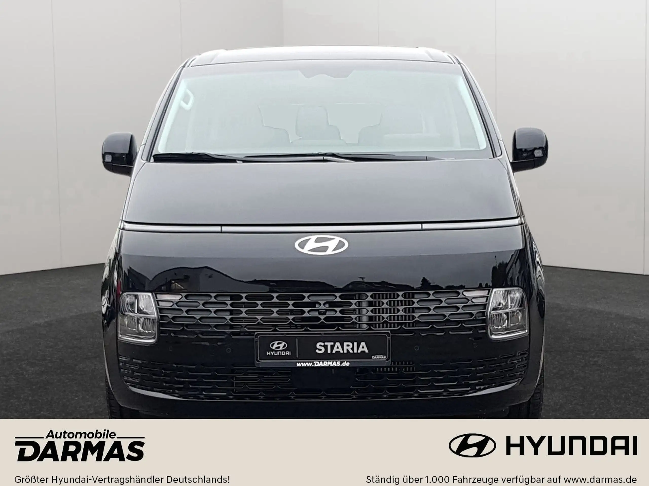 Hyundai - STARIA