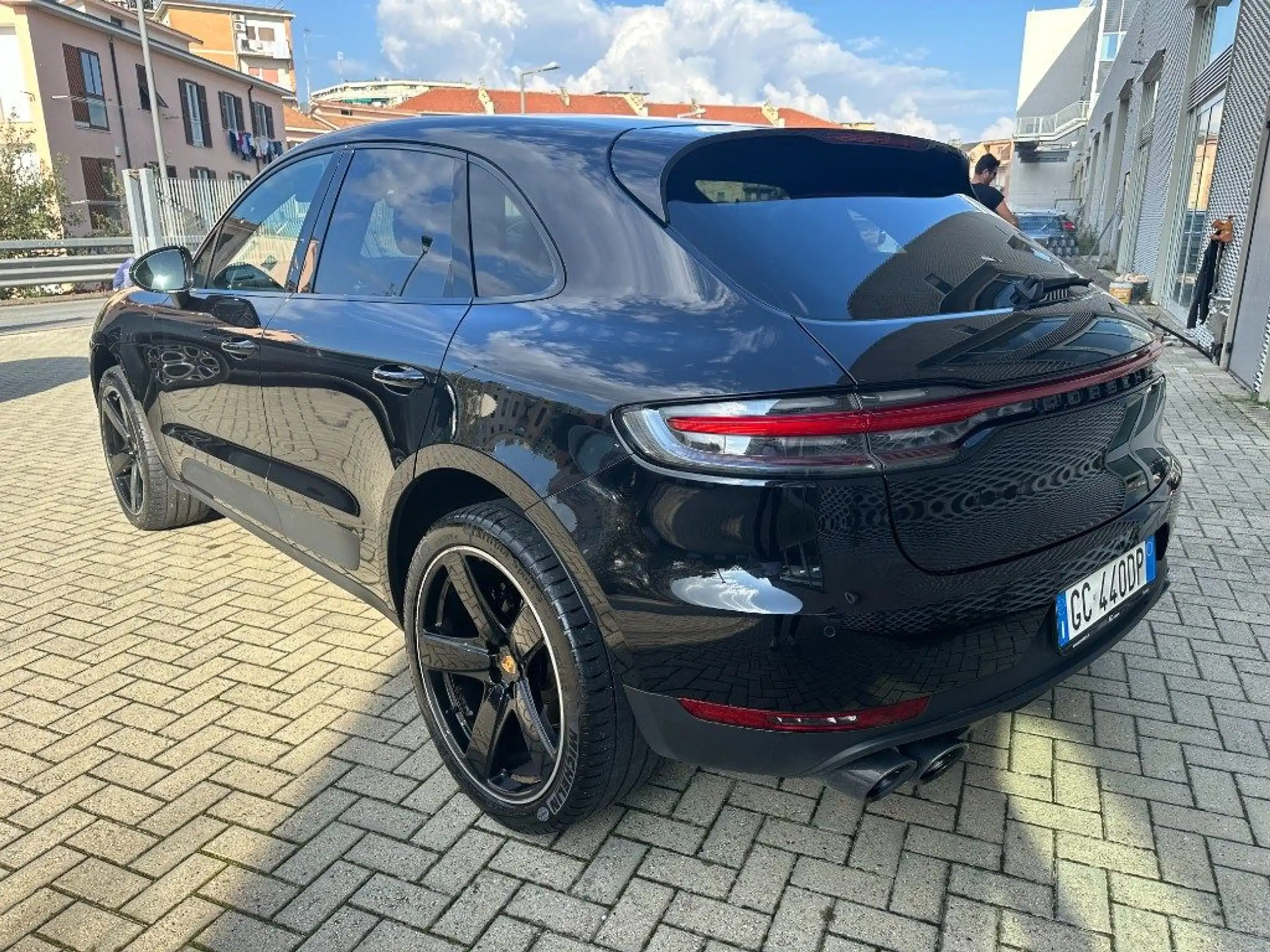 Porsche - Macan