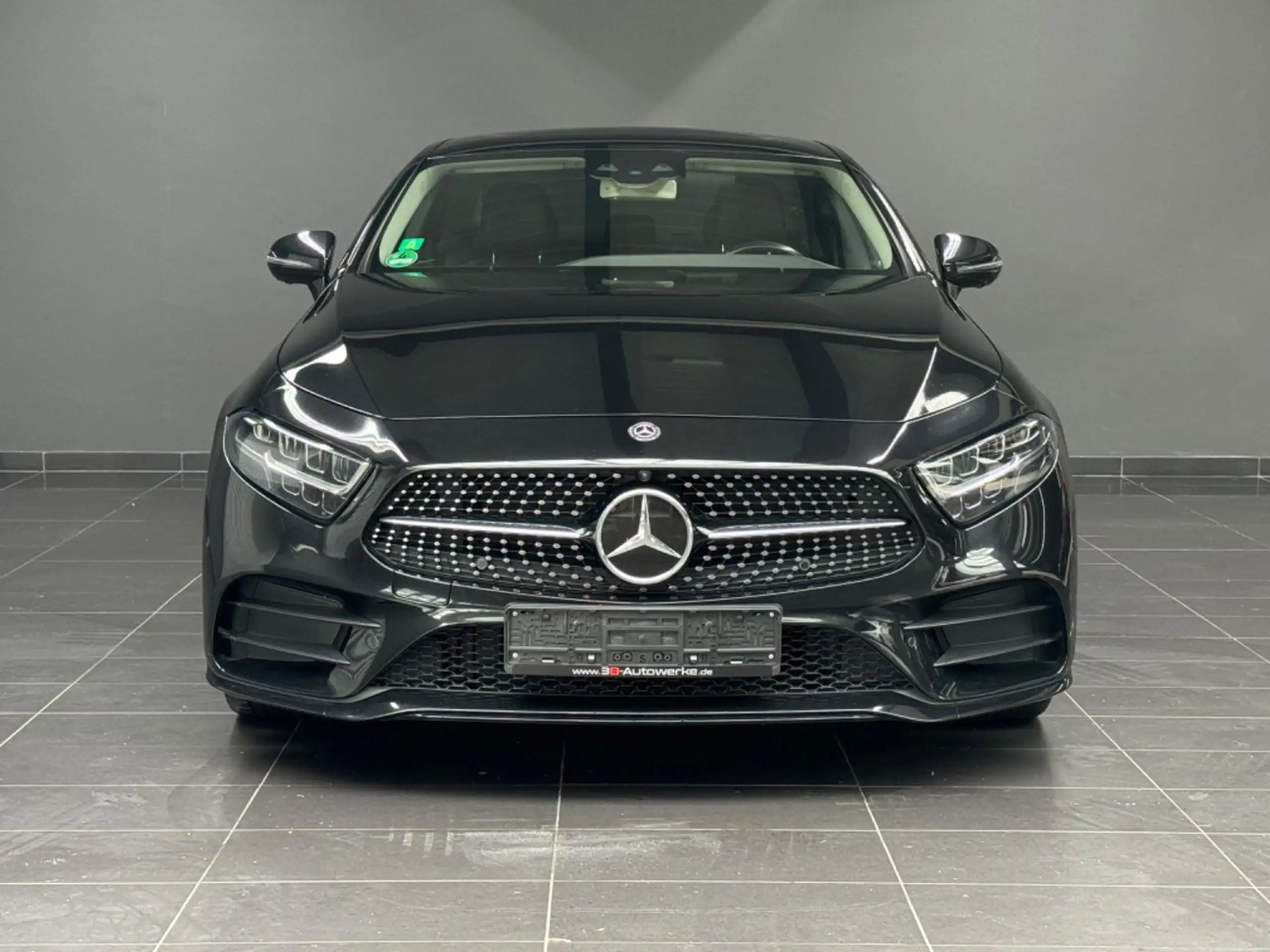 Mercedes-Benz - CLS 400