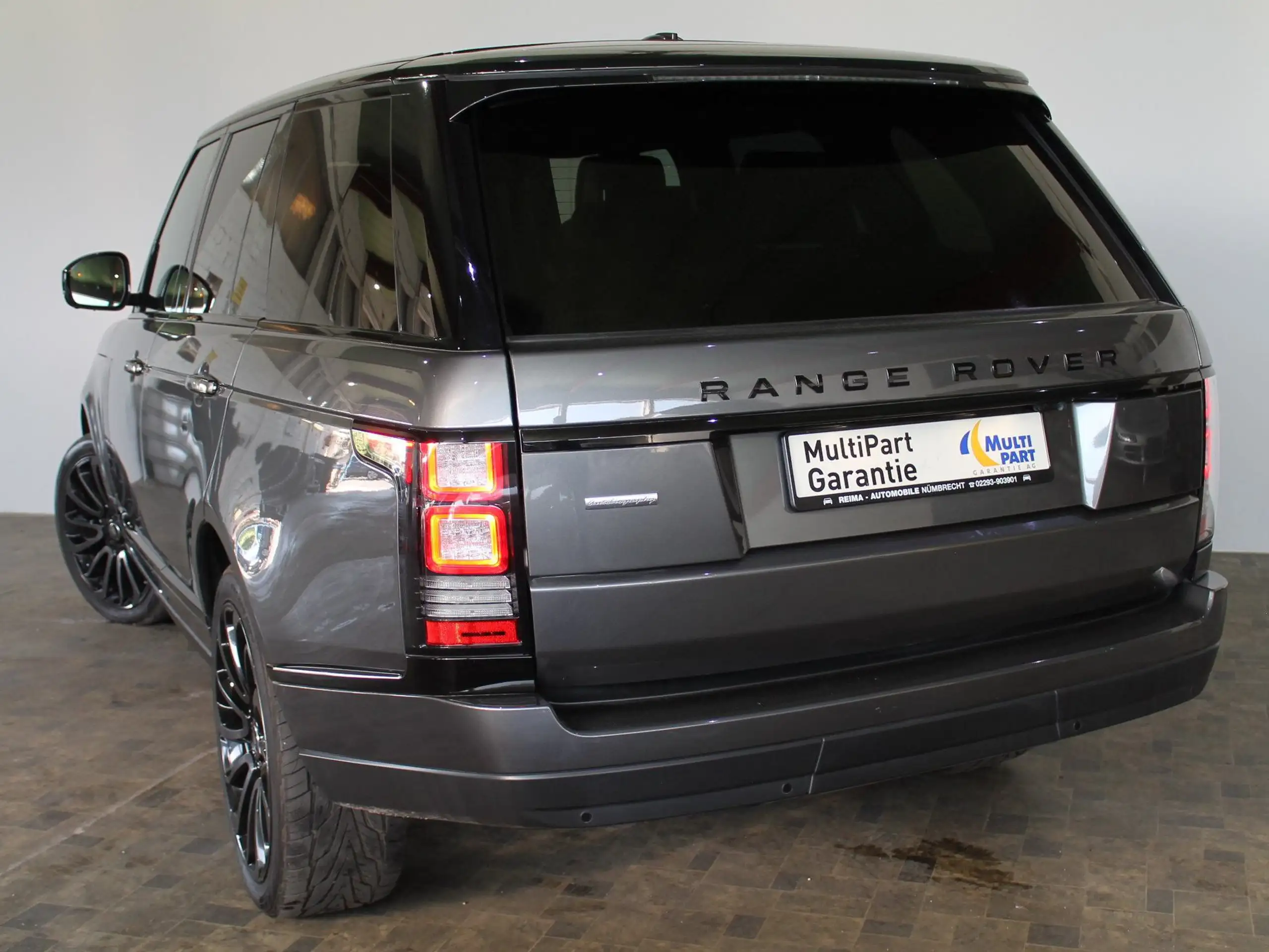 Land Rover - Range Rover