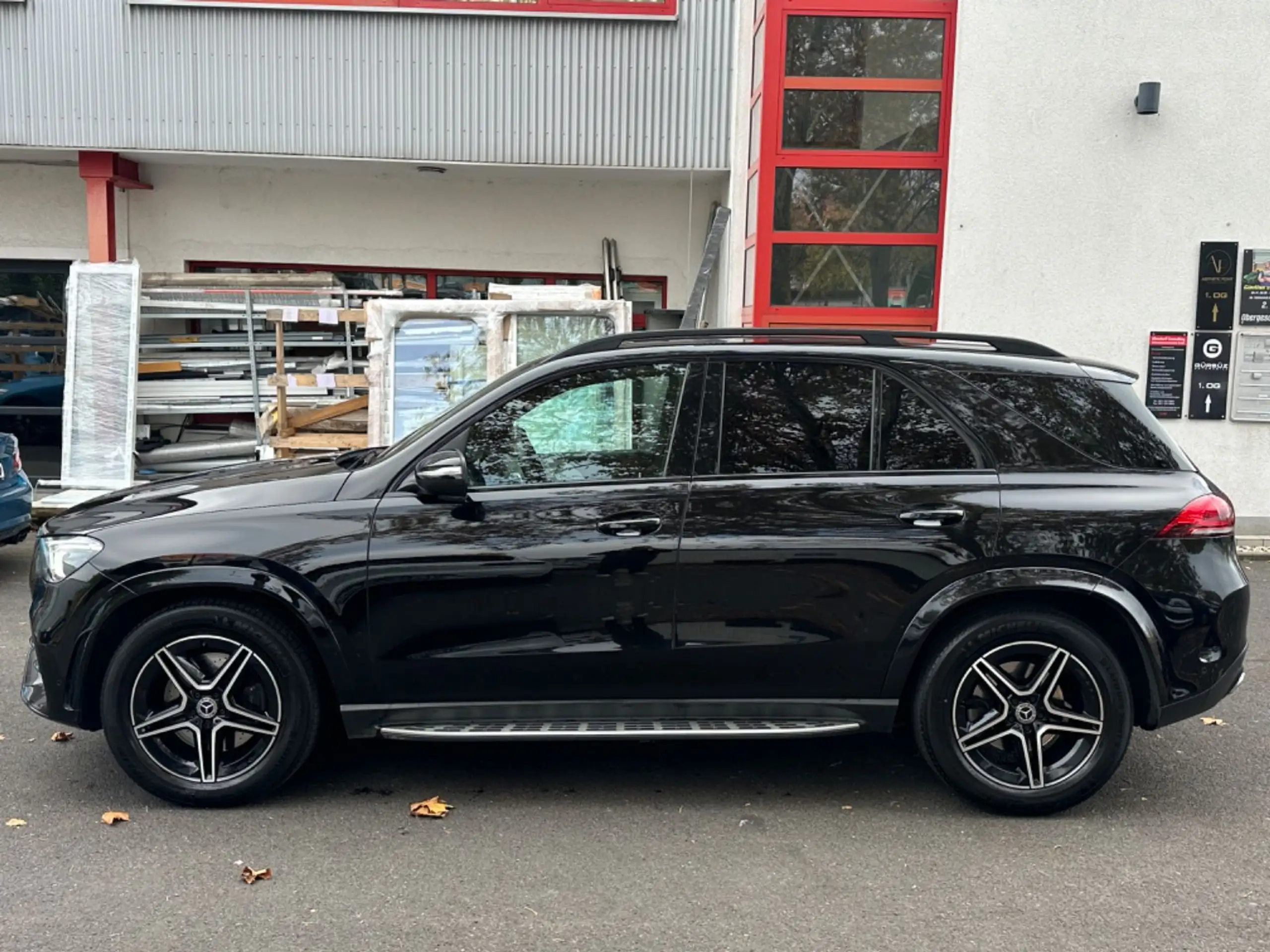 Mercedes-Benz - GLE 350