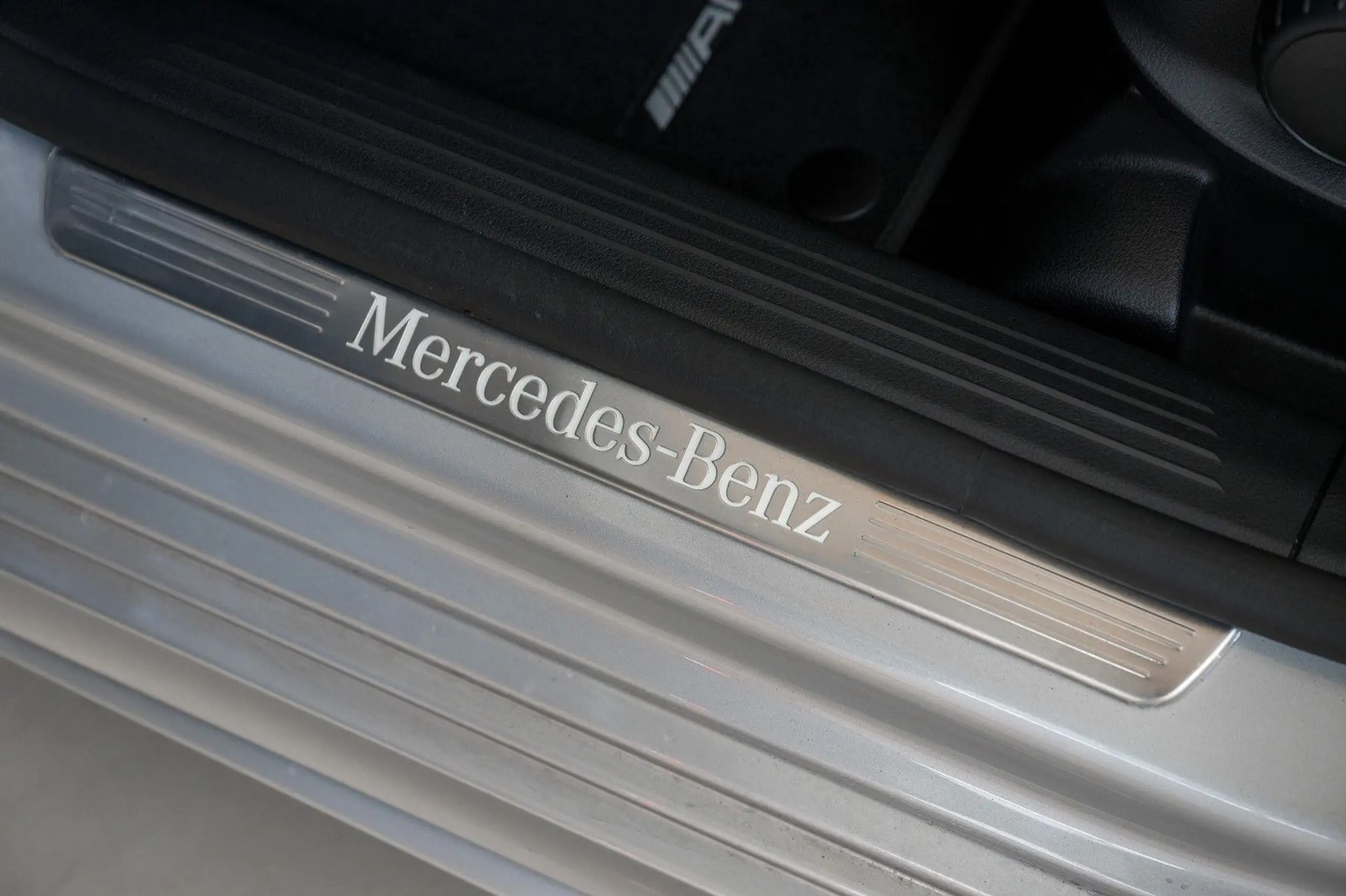 Mercedes-Benz - B 220