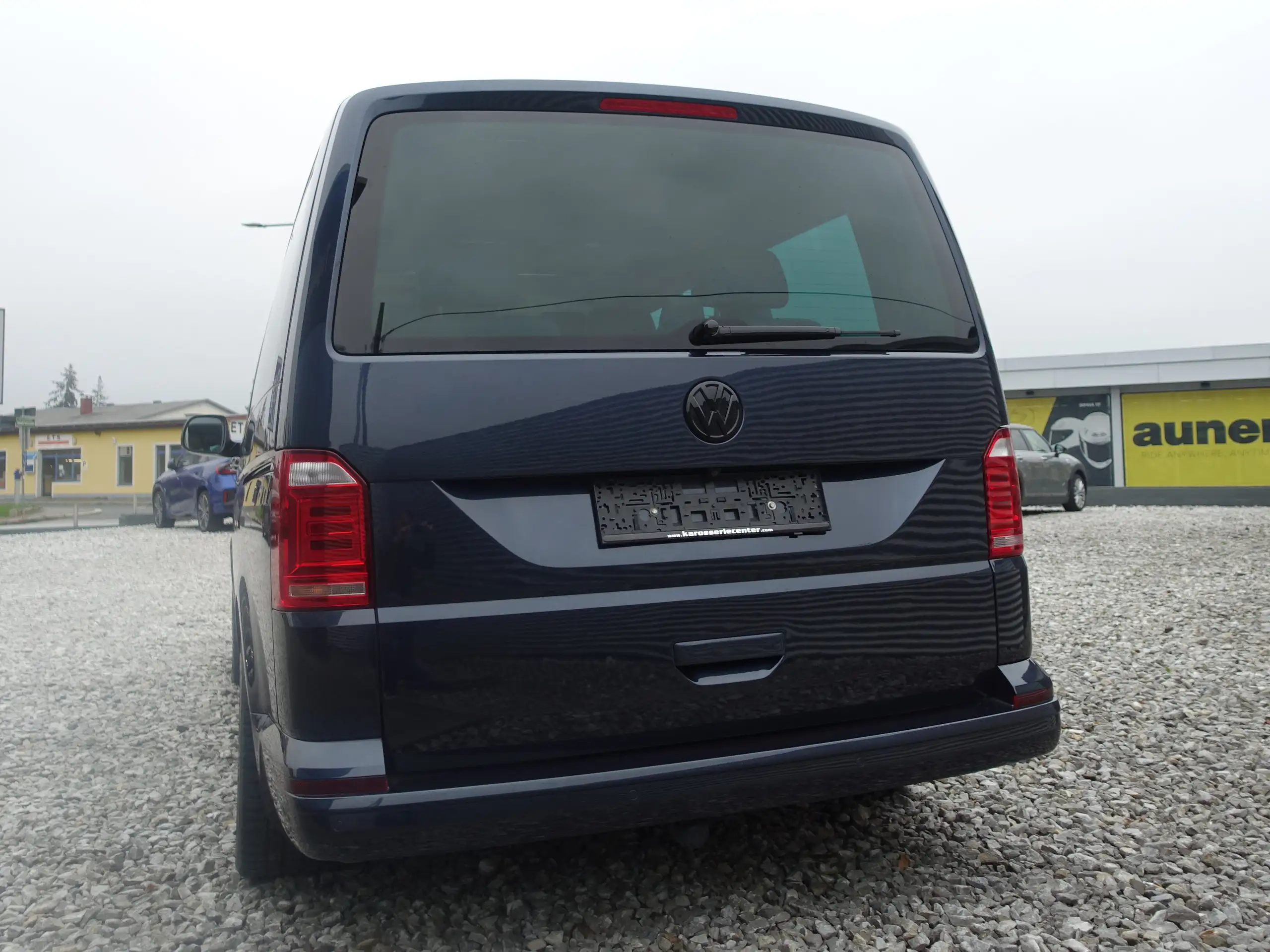 Volkswagen - T6 Multivan