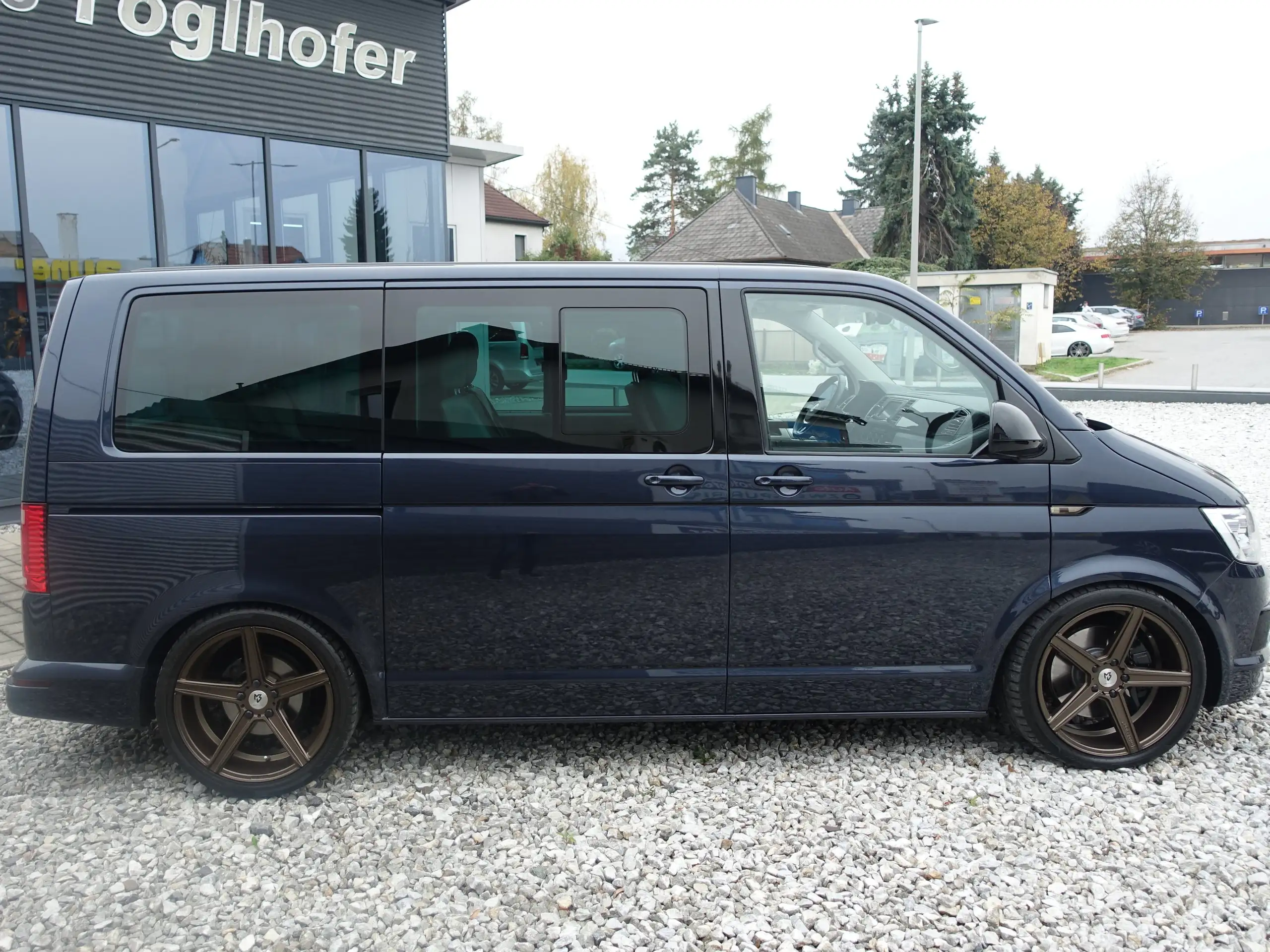 Volkswagen - T6 Multivan