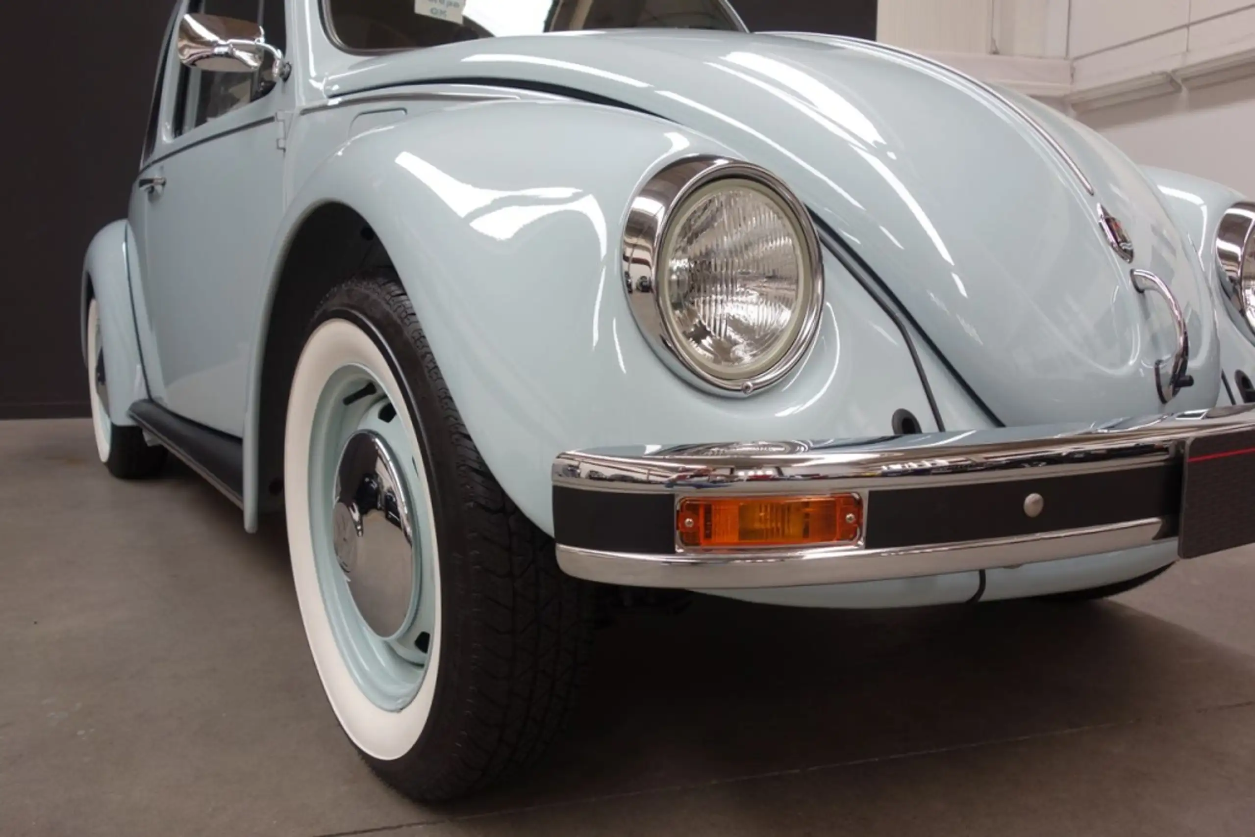 Volkswagen - Beetle