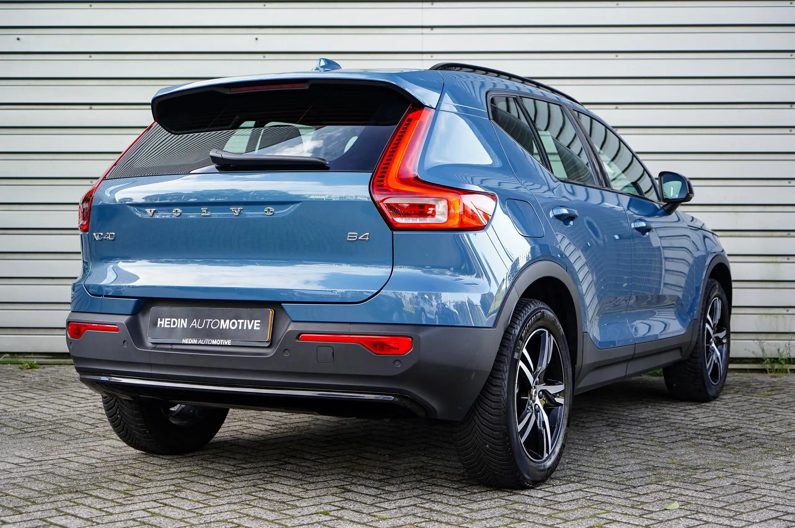 Volvo - XC40