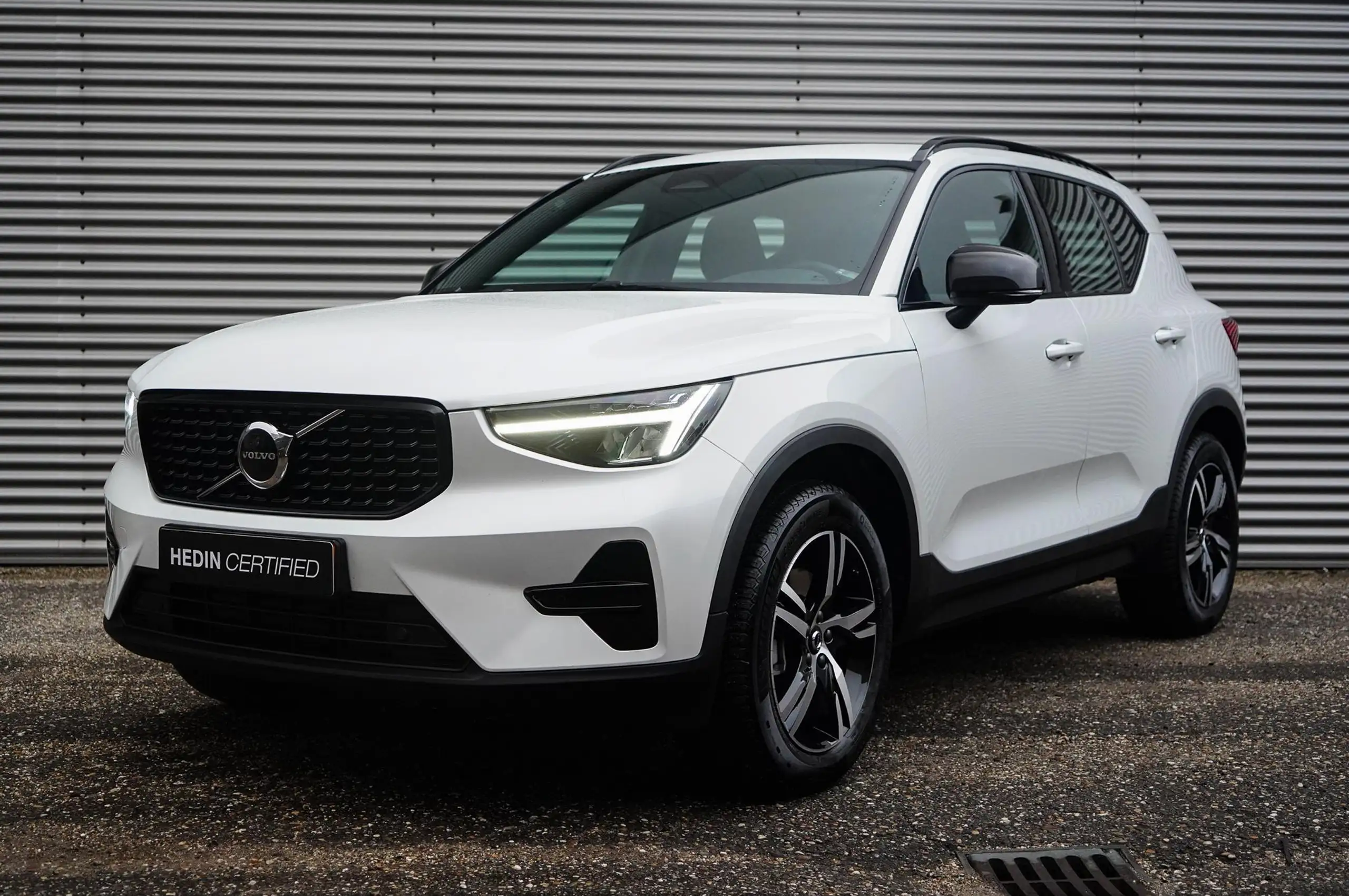 Volvo - XC40