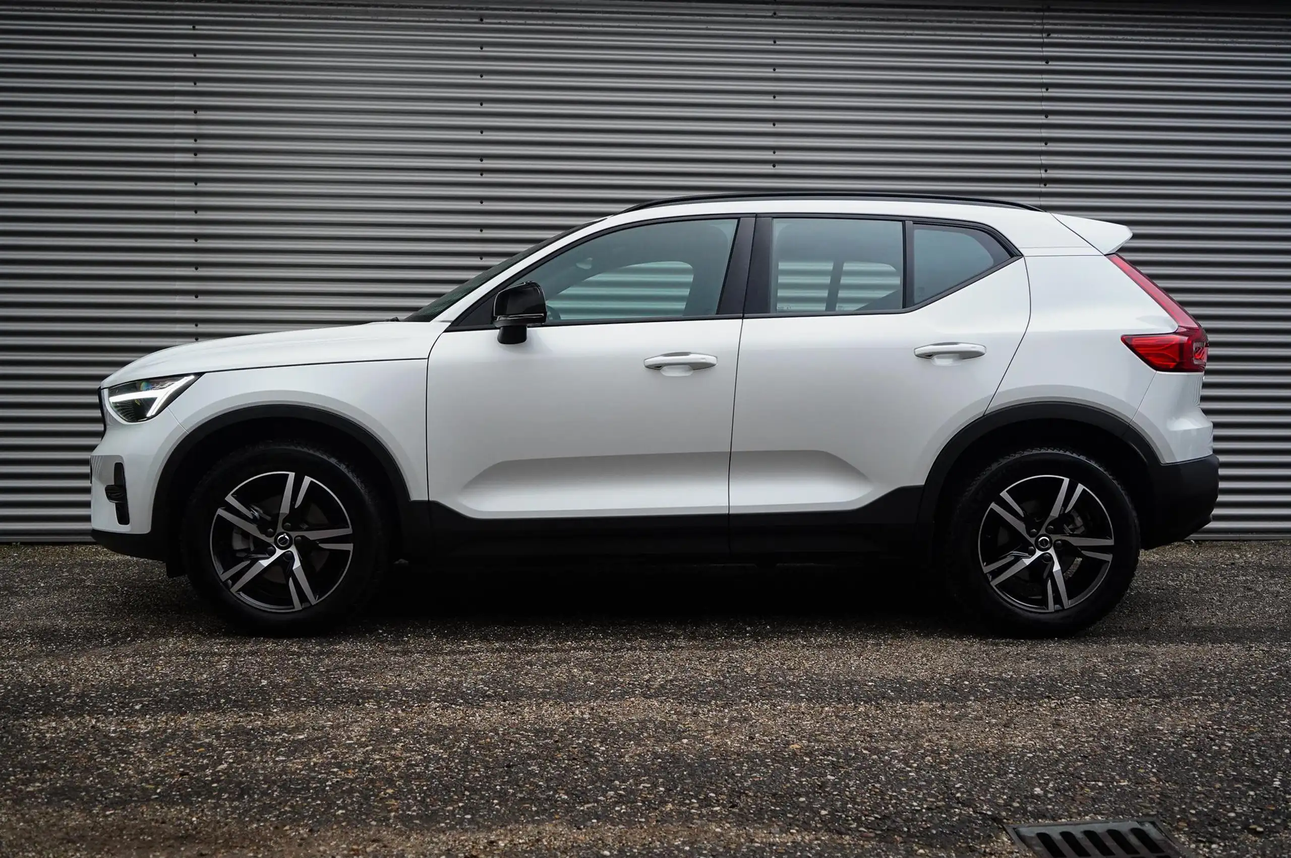 Volvo - XC40