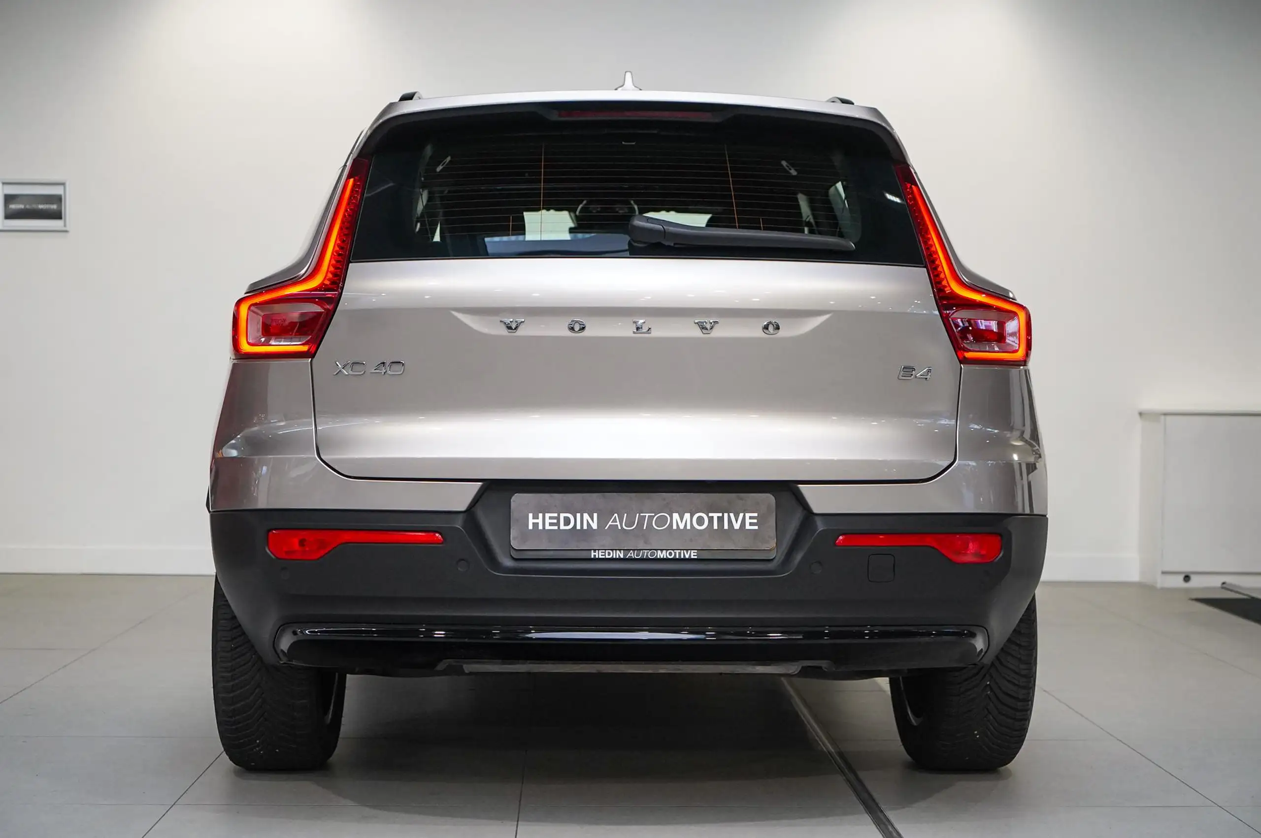 Volvo - XC40