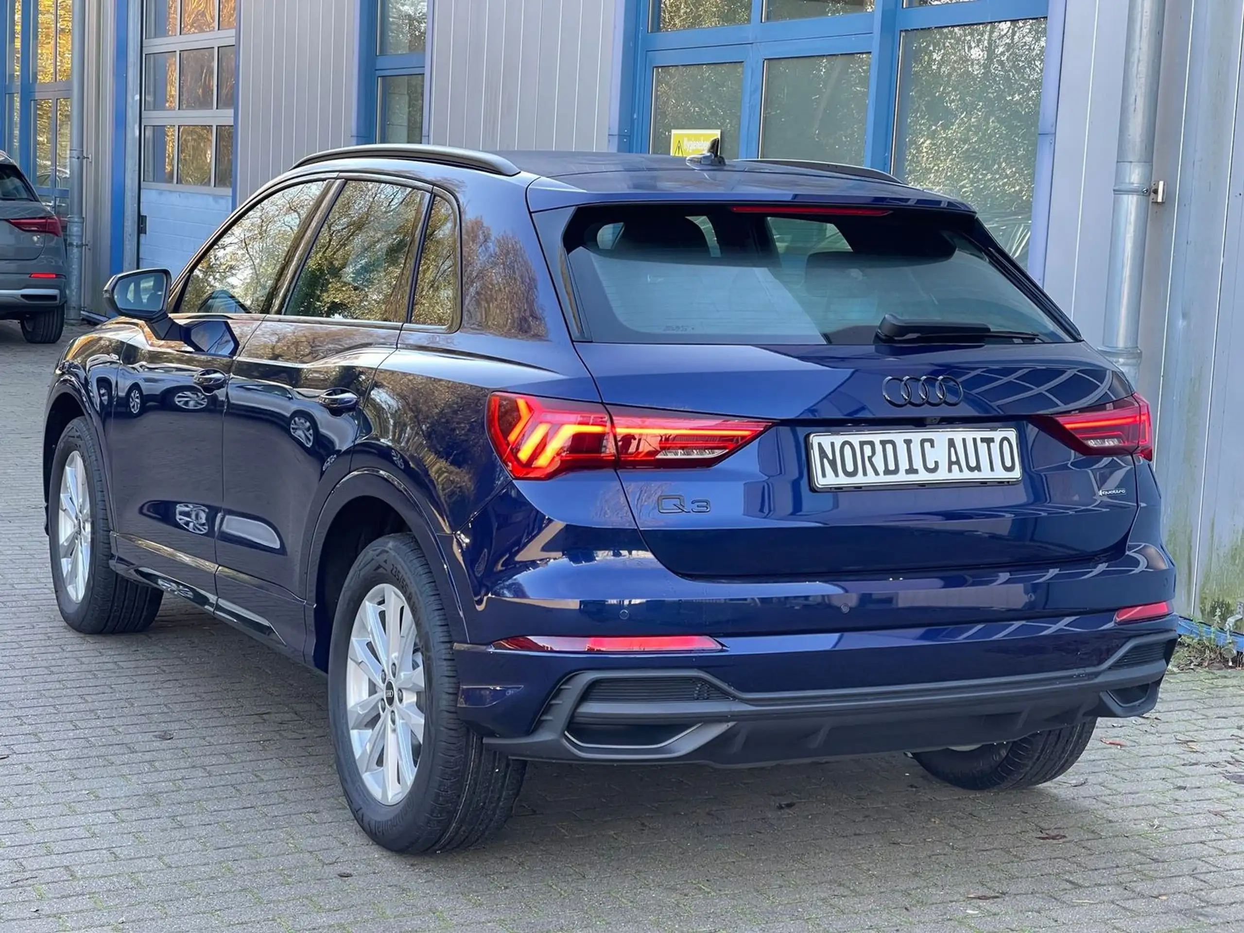 Audi - Q3