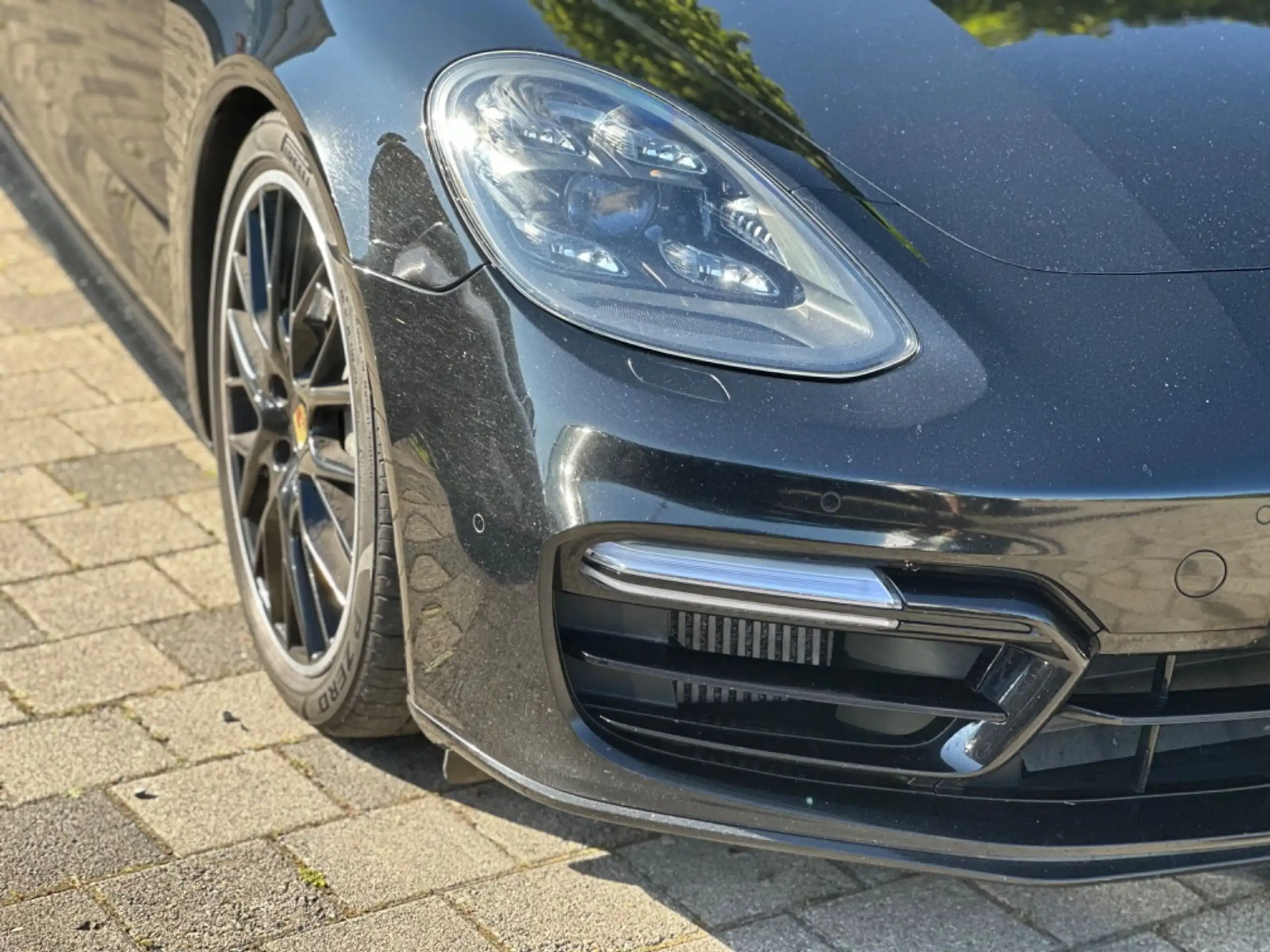 Porsche - Panamera