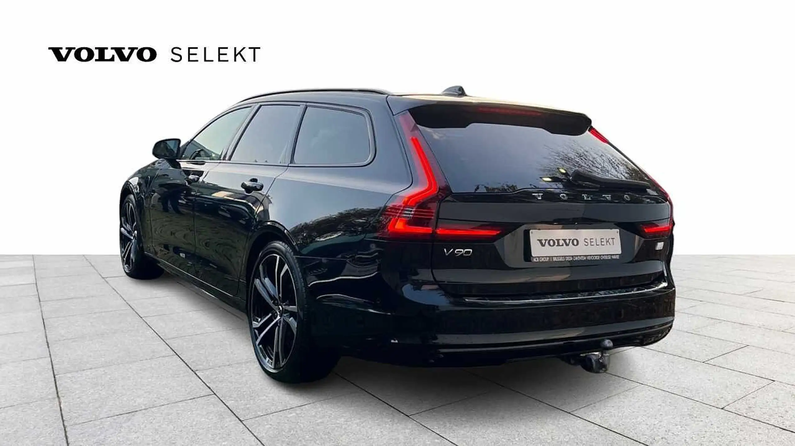 Volvo - V90