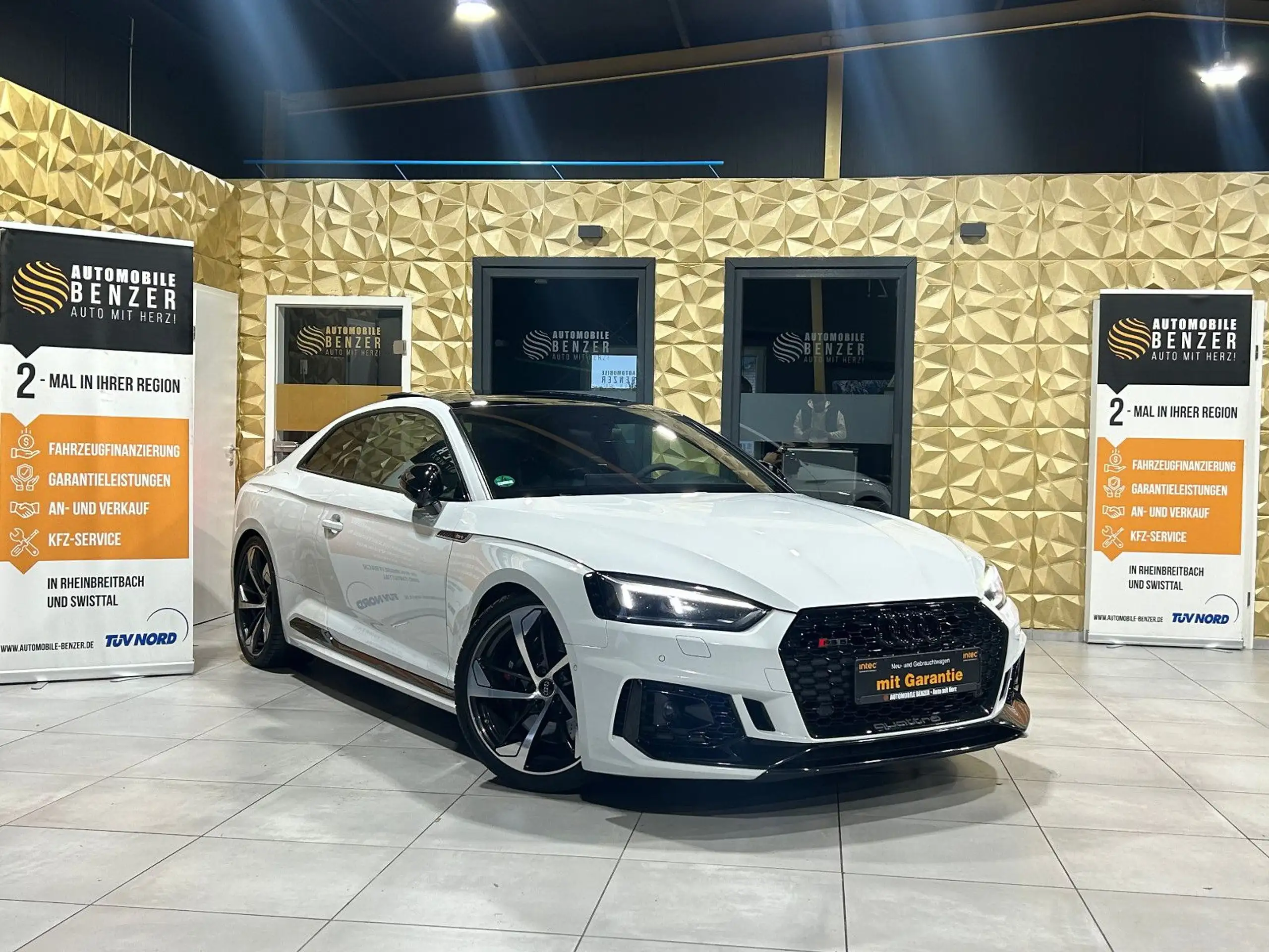 Audi - RS5