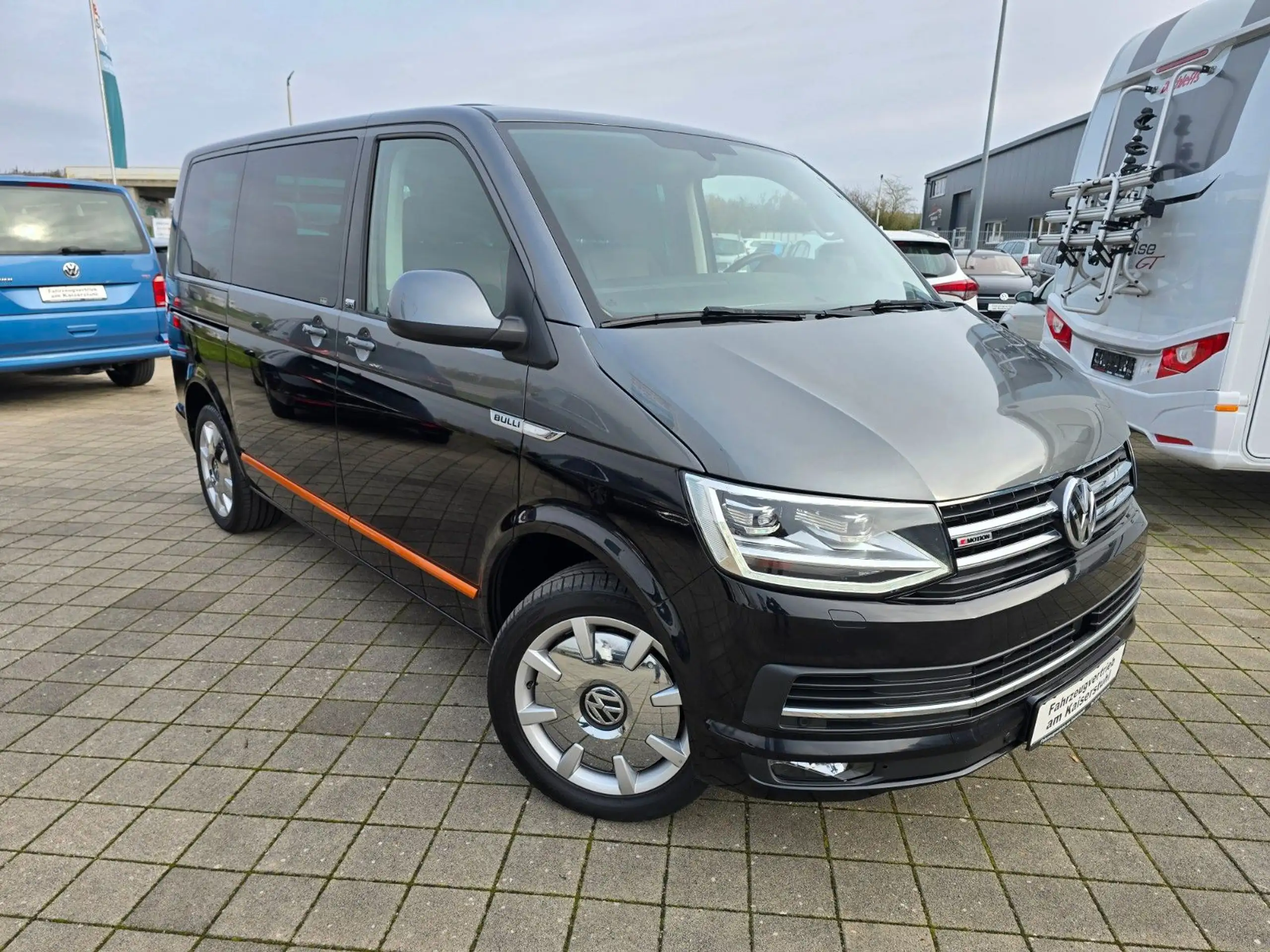 Volkswagen - T6 Multivan