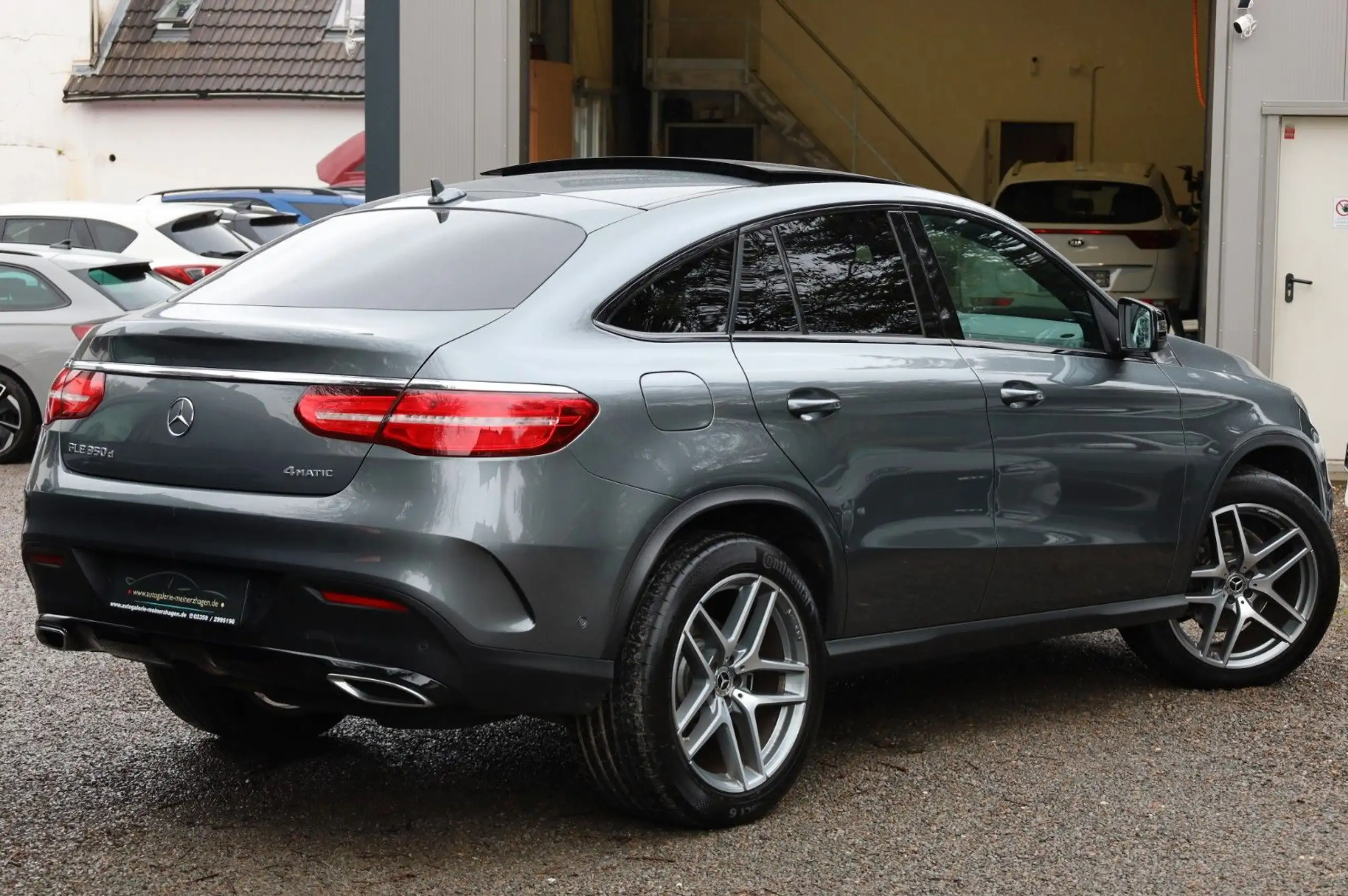 Mercedes-Benz - GLE 350