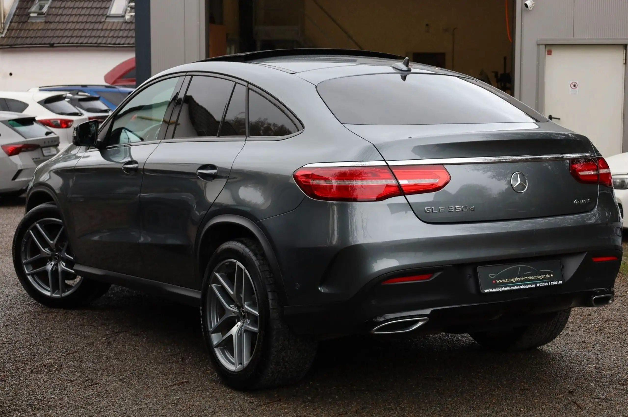 Mercedes-Benz - GLE 350