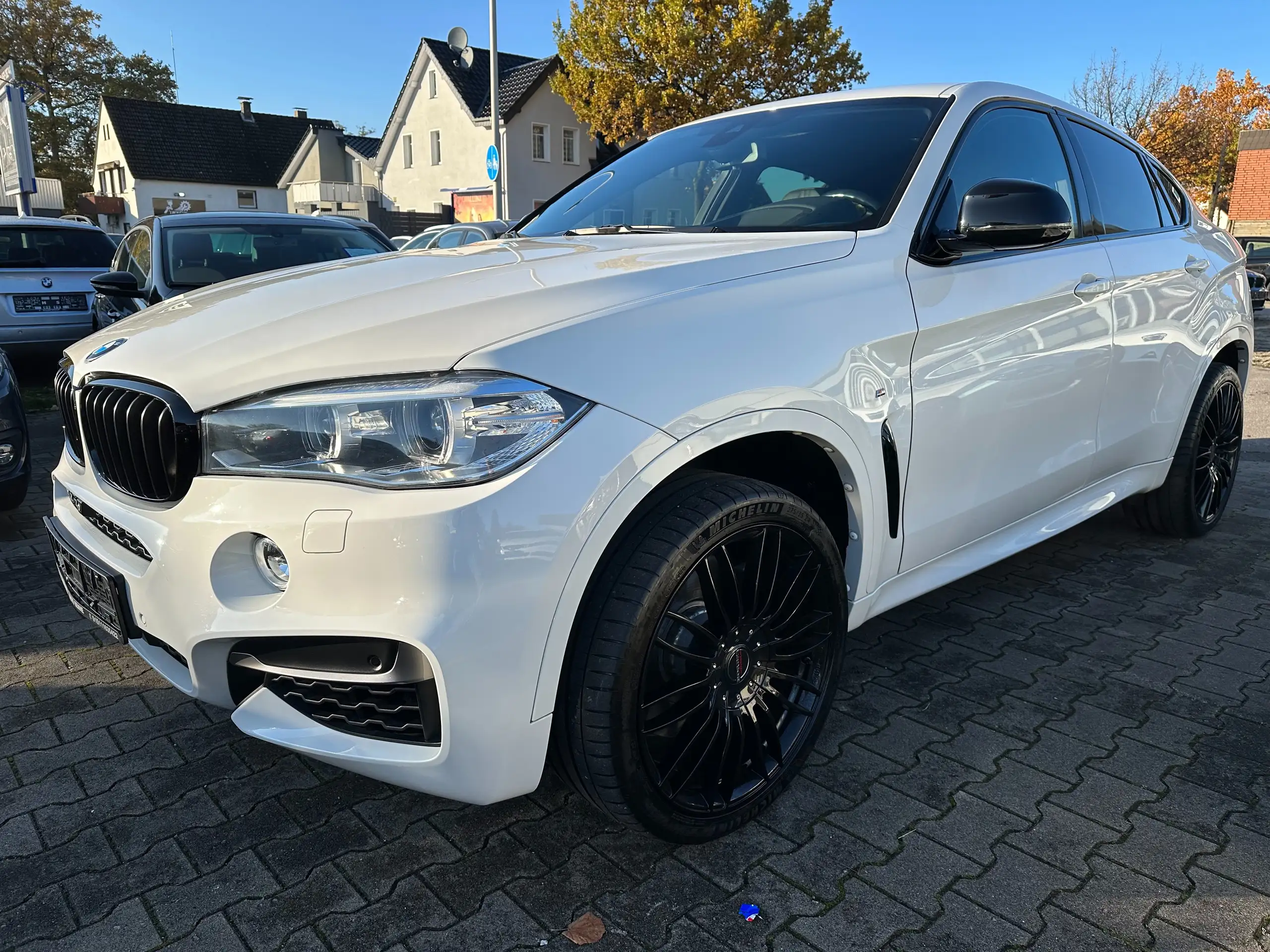 BMW - X6 M