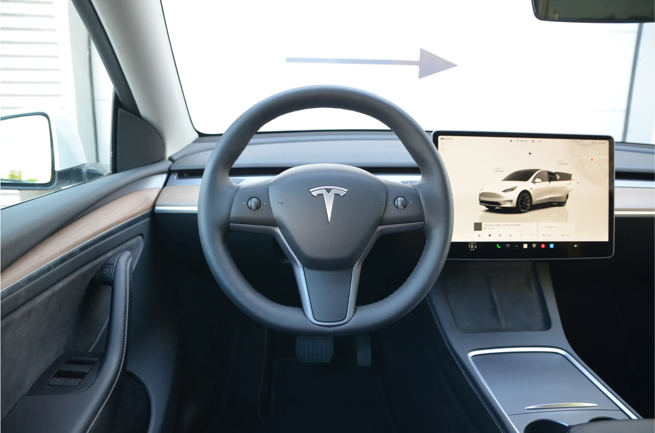 Tesla - Model Y