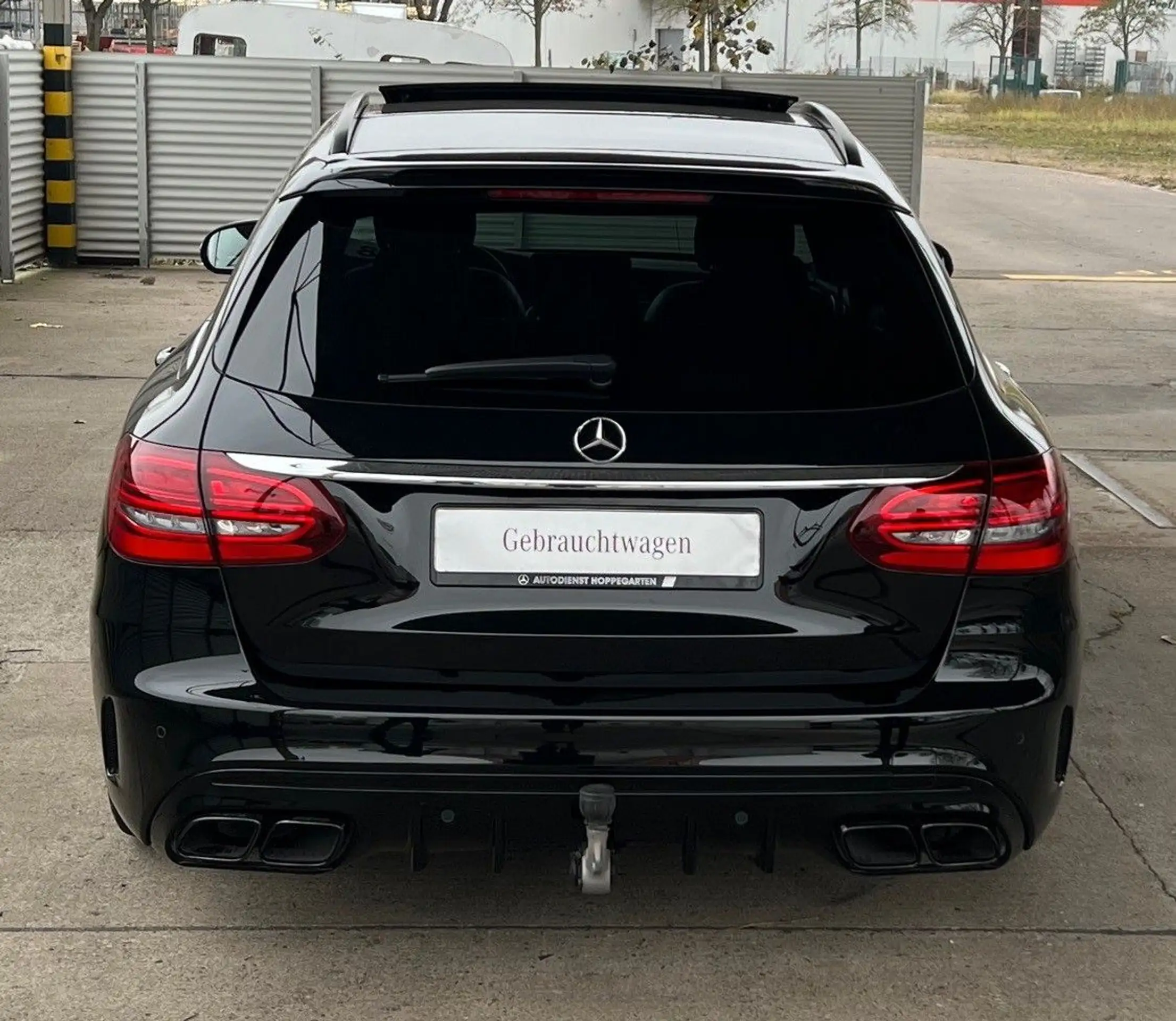 Mercedes-Benz - C 63 AMG