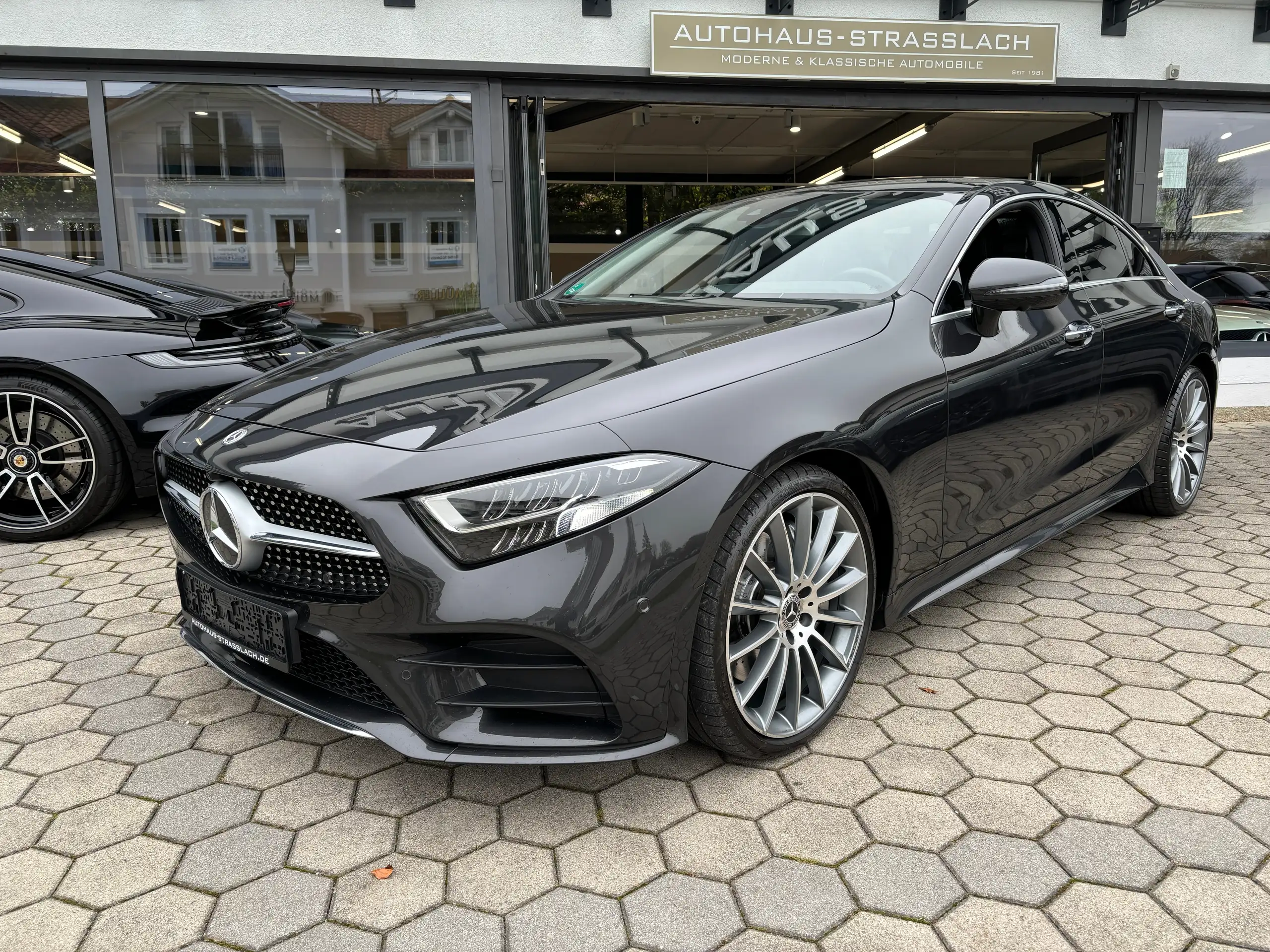 Mercedes-Benz - CLS 400