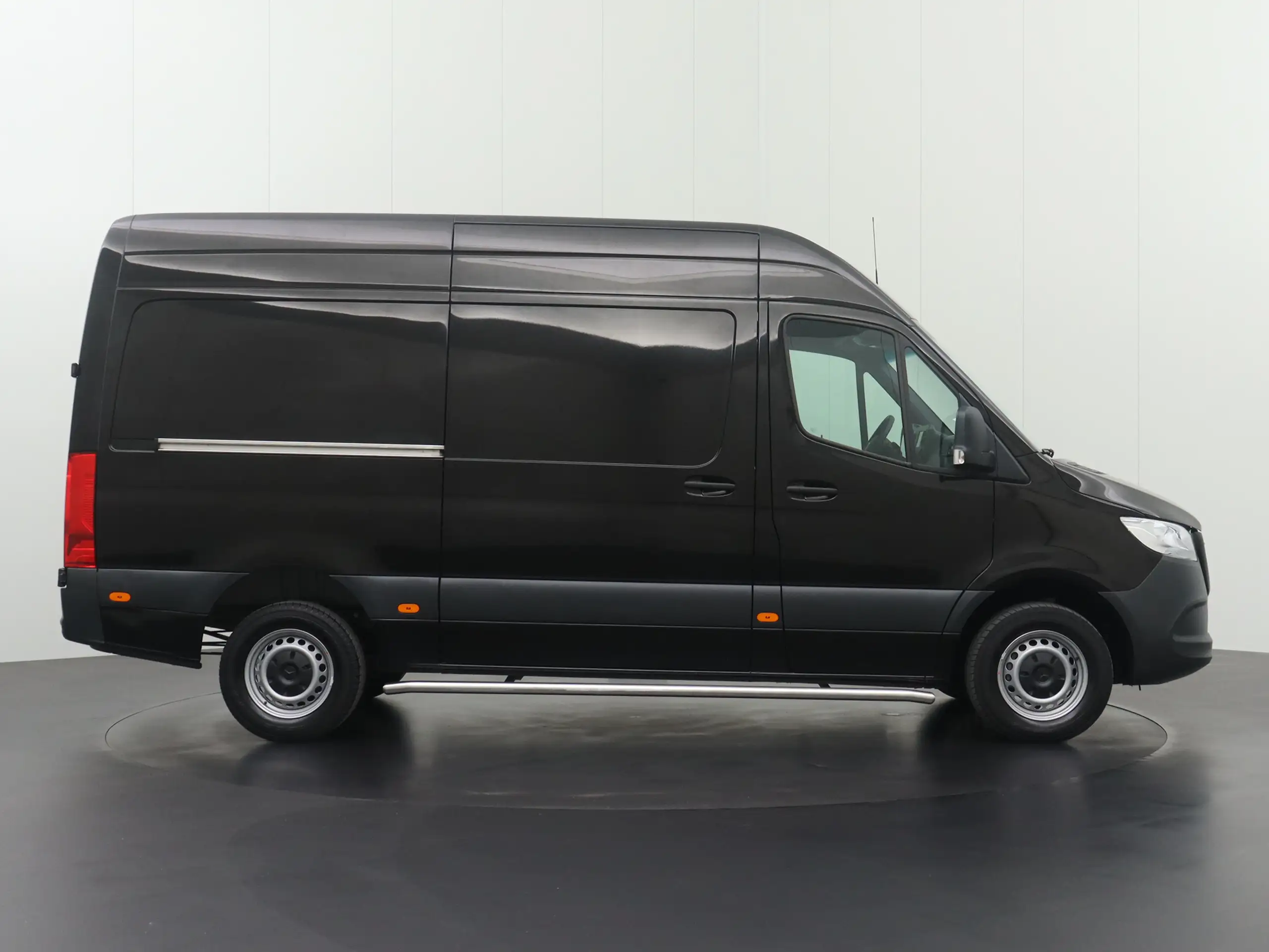 Mercedes-Benz - Sprinter