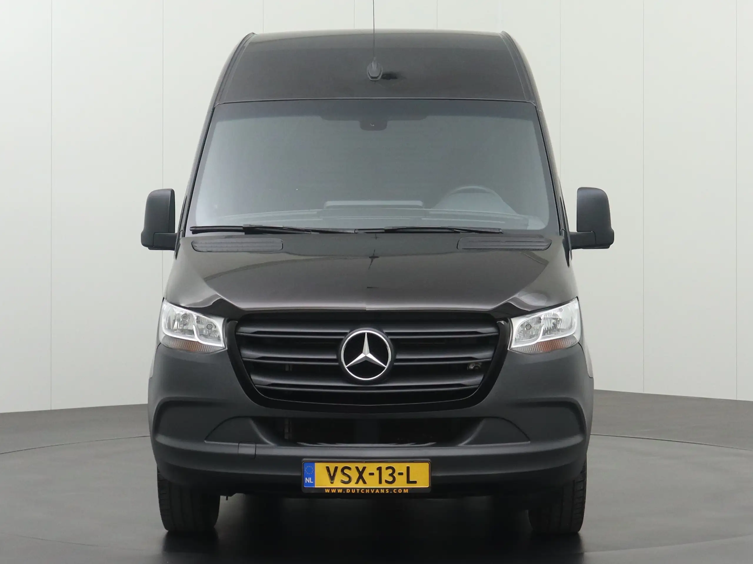 Mercedes-Benz - Sprinter