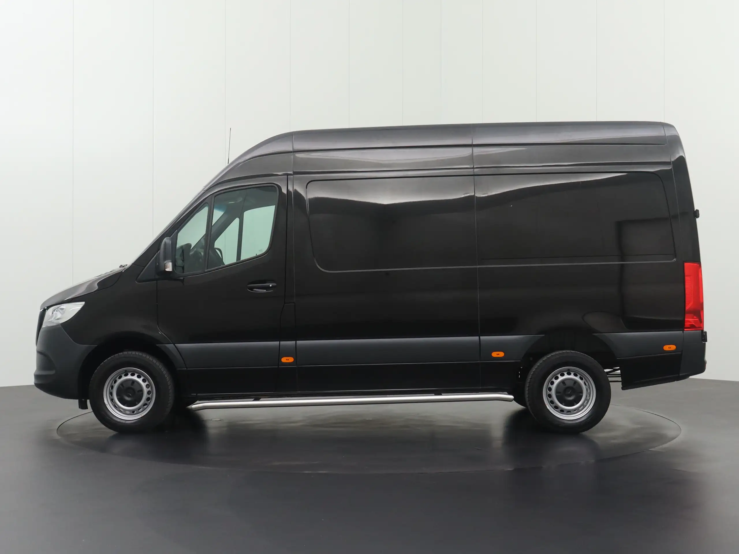 Mercedes-Benz - Sprinter