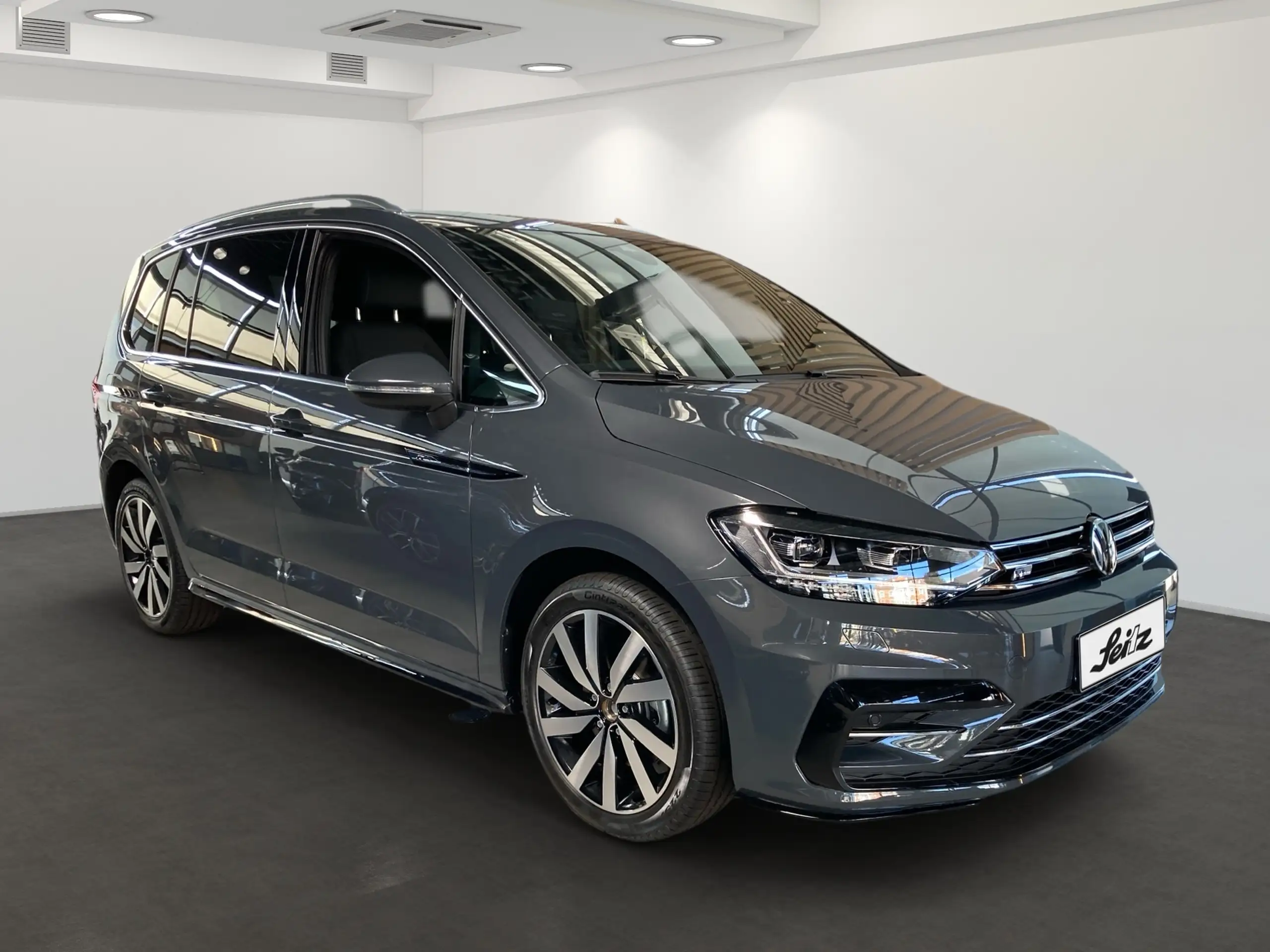 Volkswagen - Touran