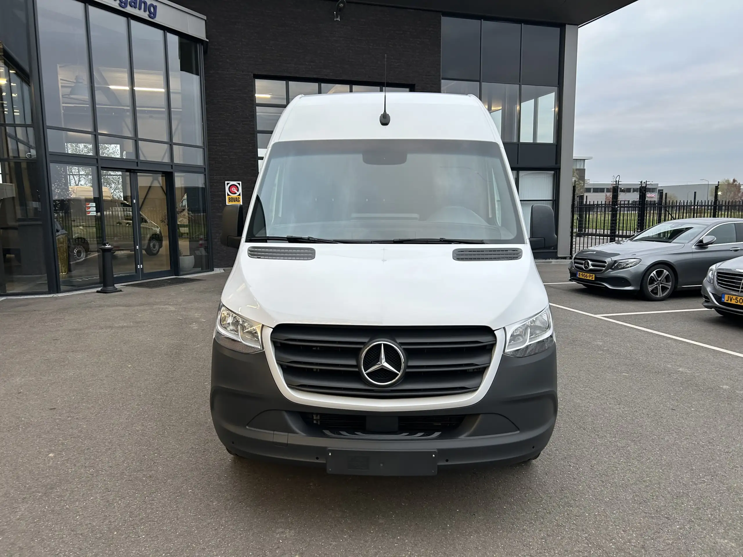 Mercedes-Benz - Sprinter