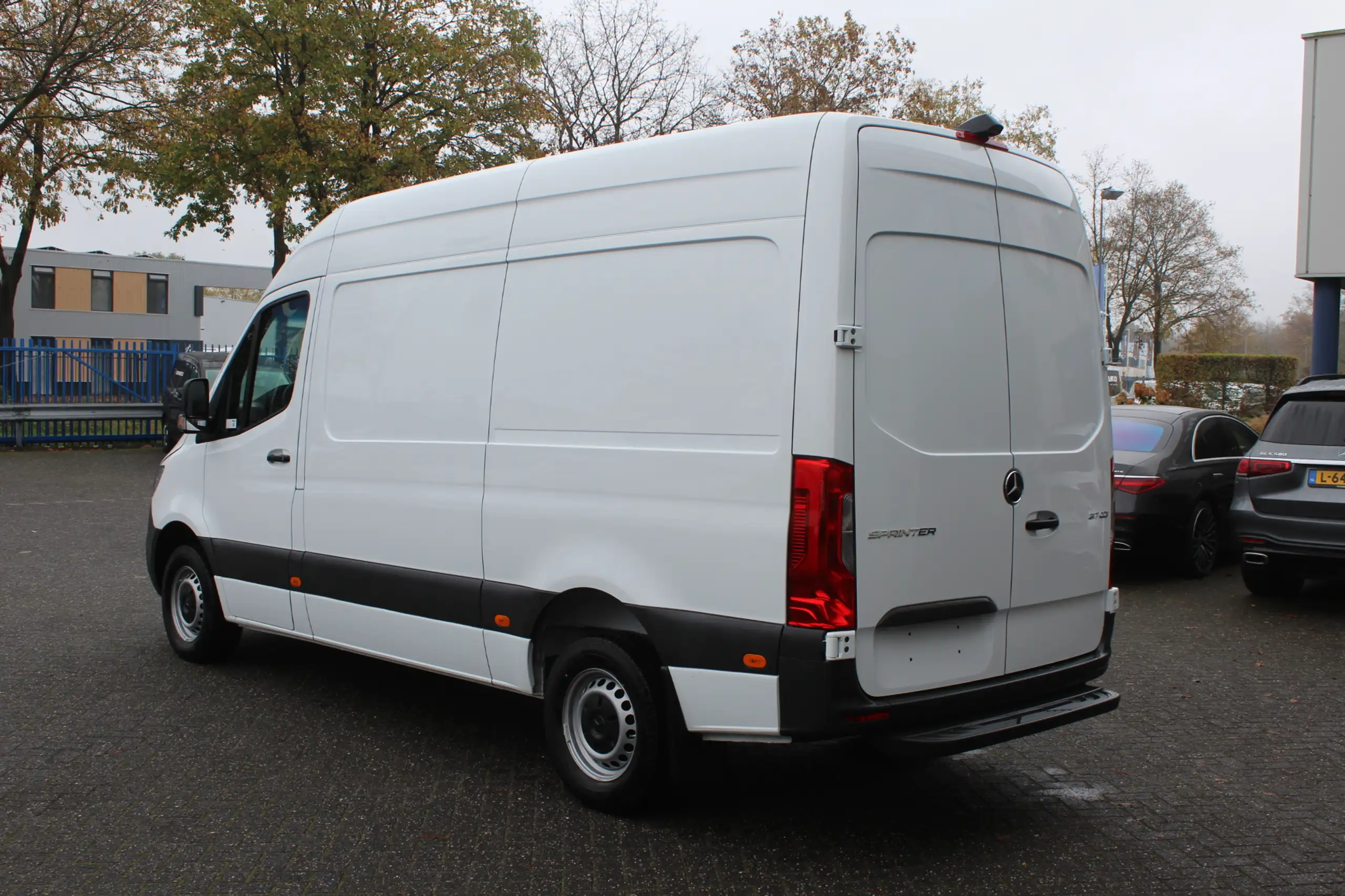 Mercedes-Benz - Sprinter