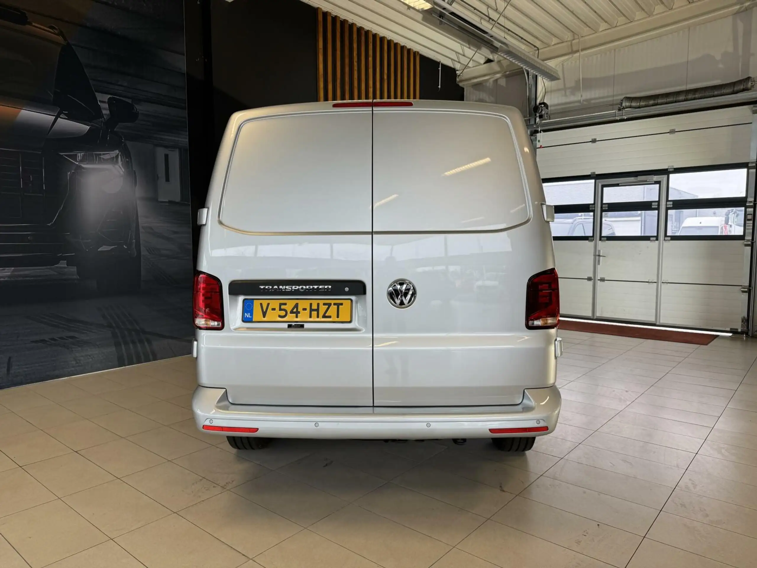 Volkswagen - T6.1 Transporter