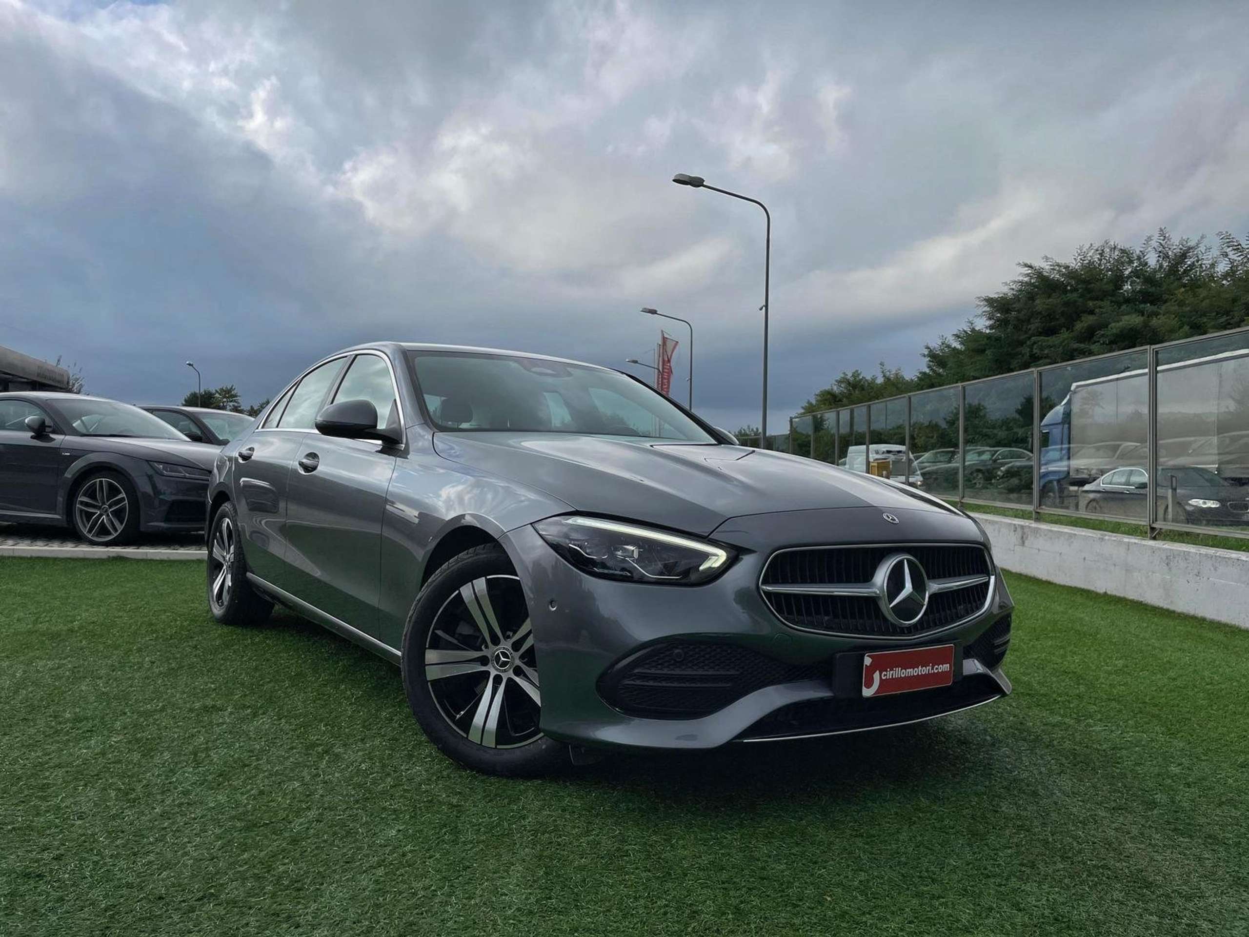 Mercedes-Benz - C 220