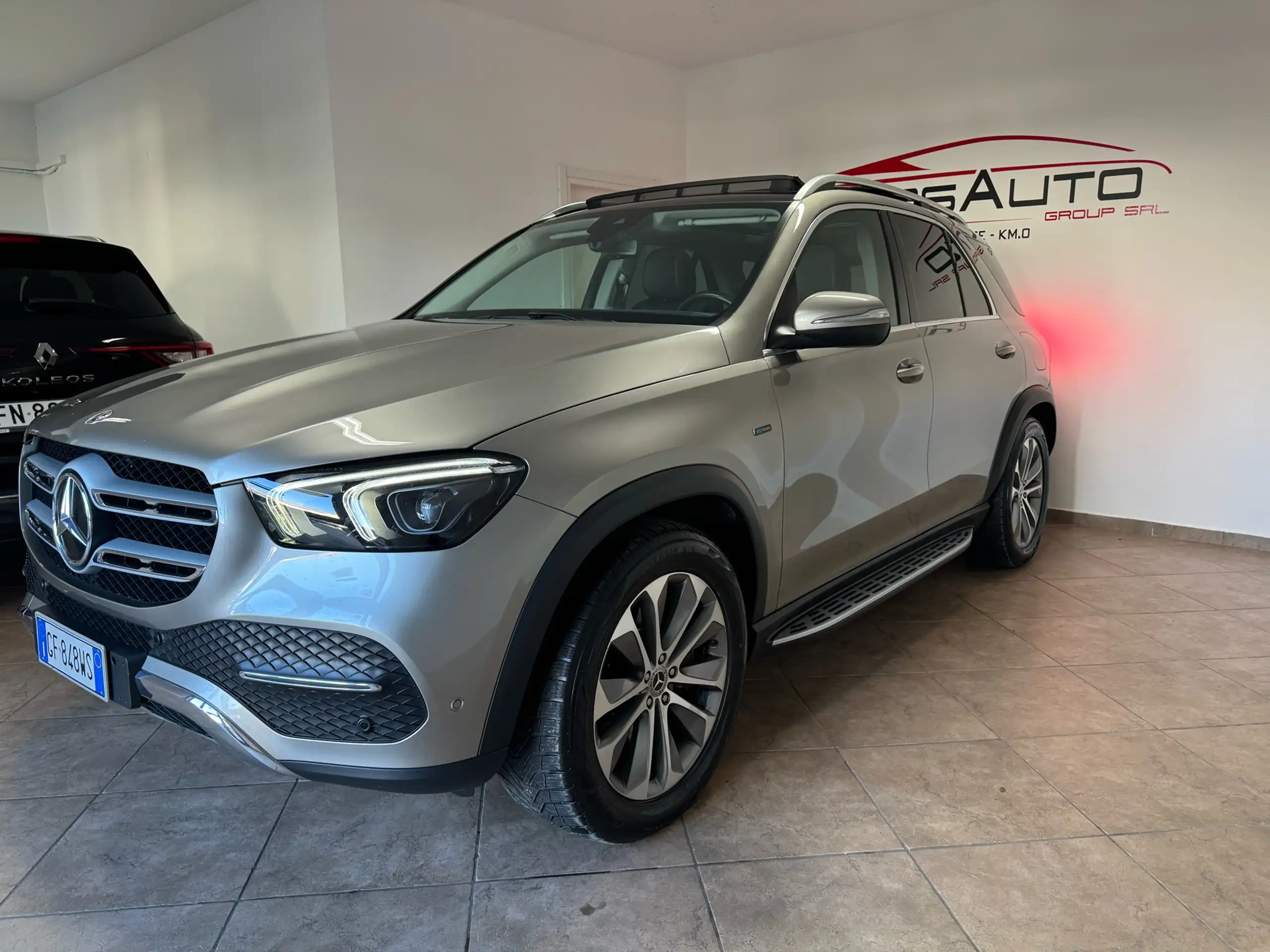 Mercedes-Benz - GLE 350