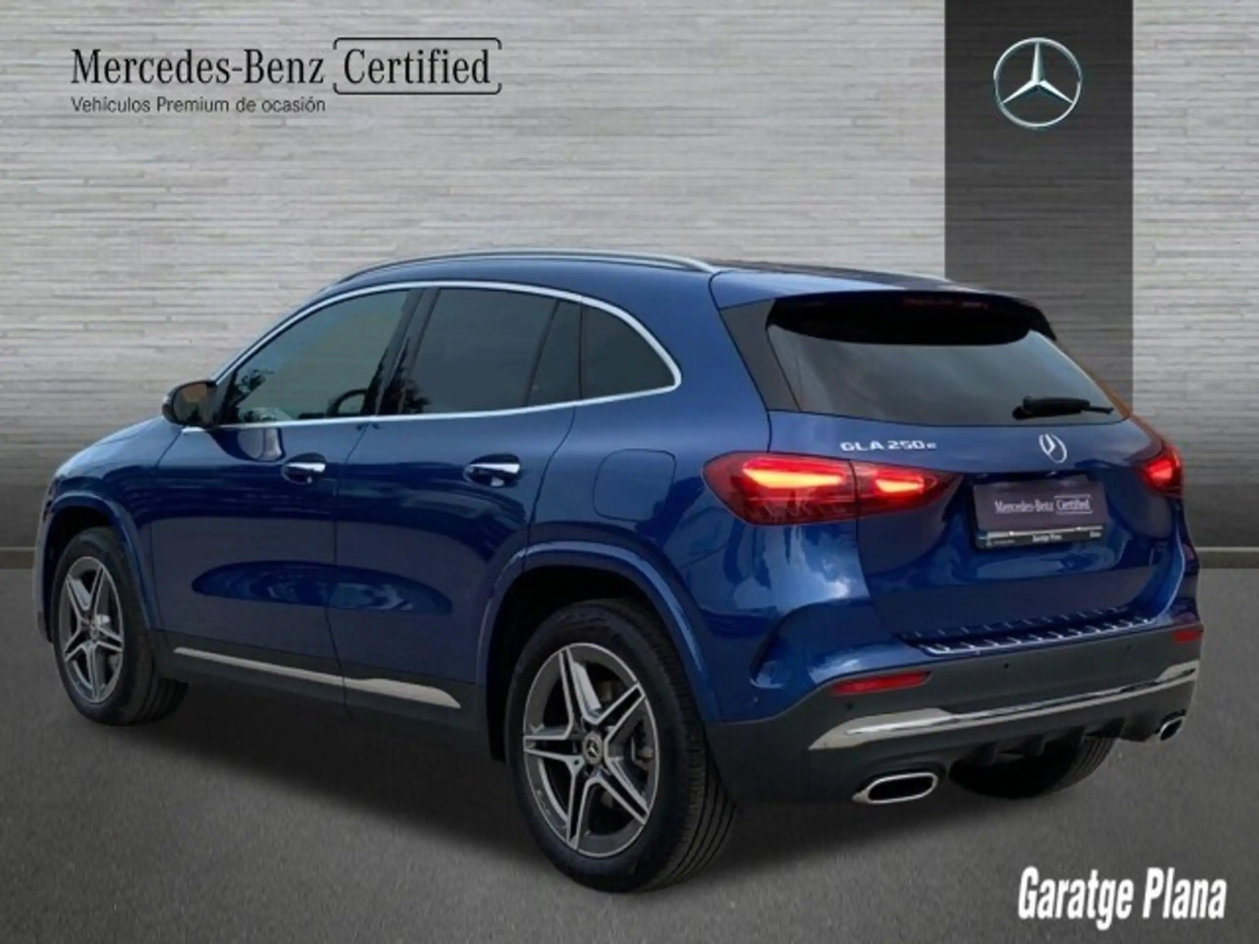 Mercedes-Benz - GLA 250