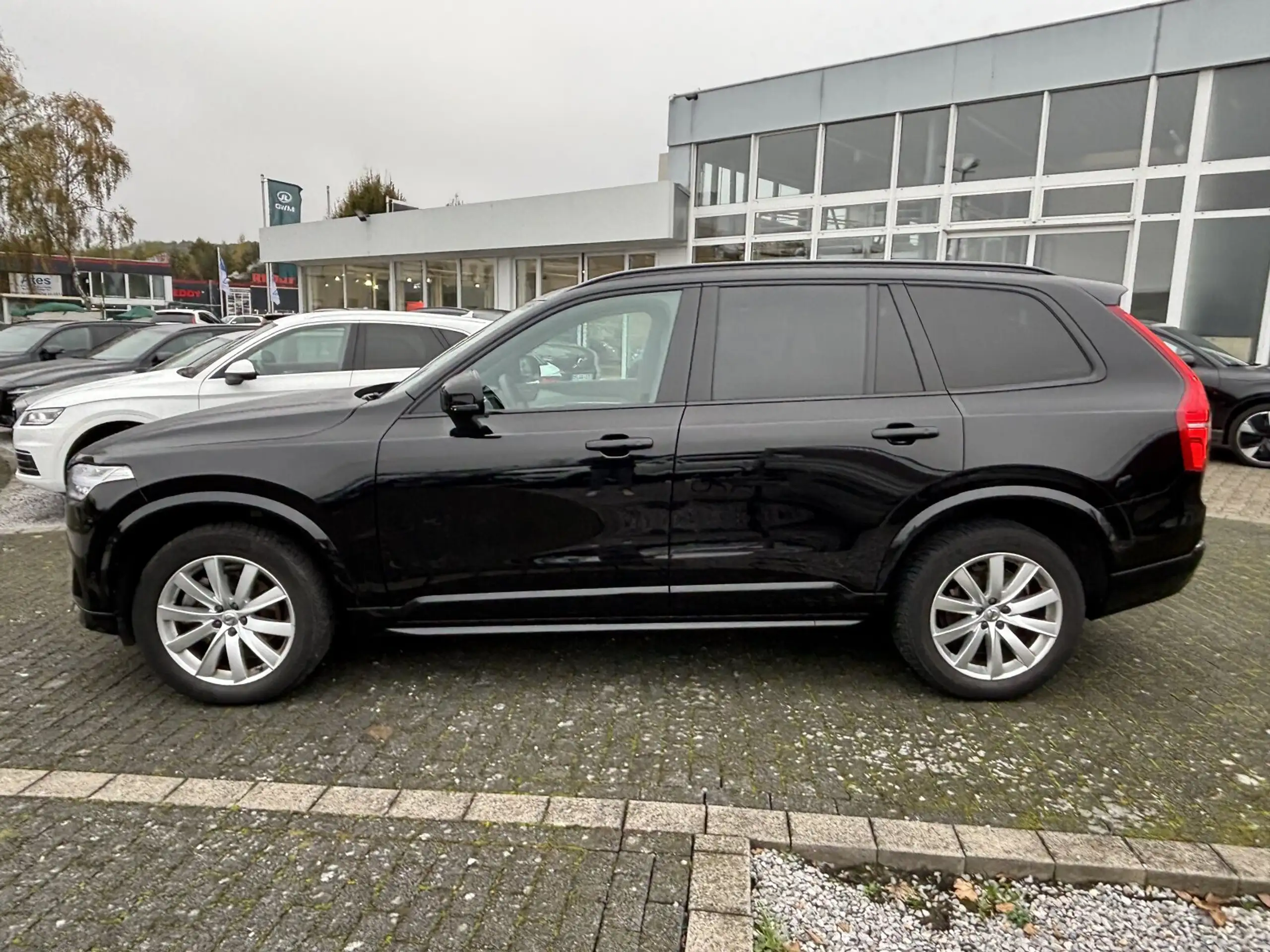 Volvo - XC90