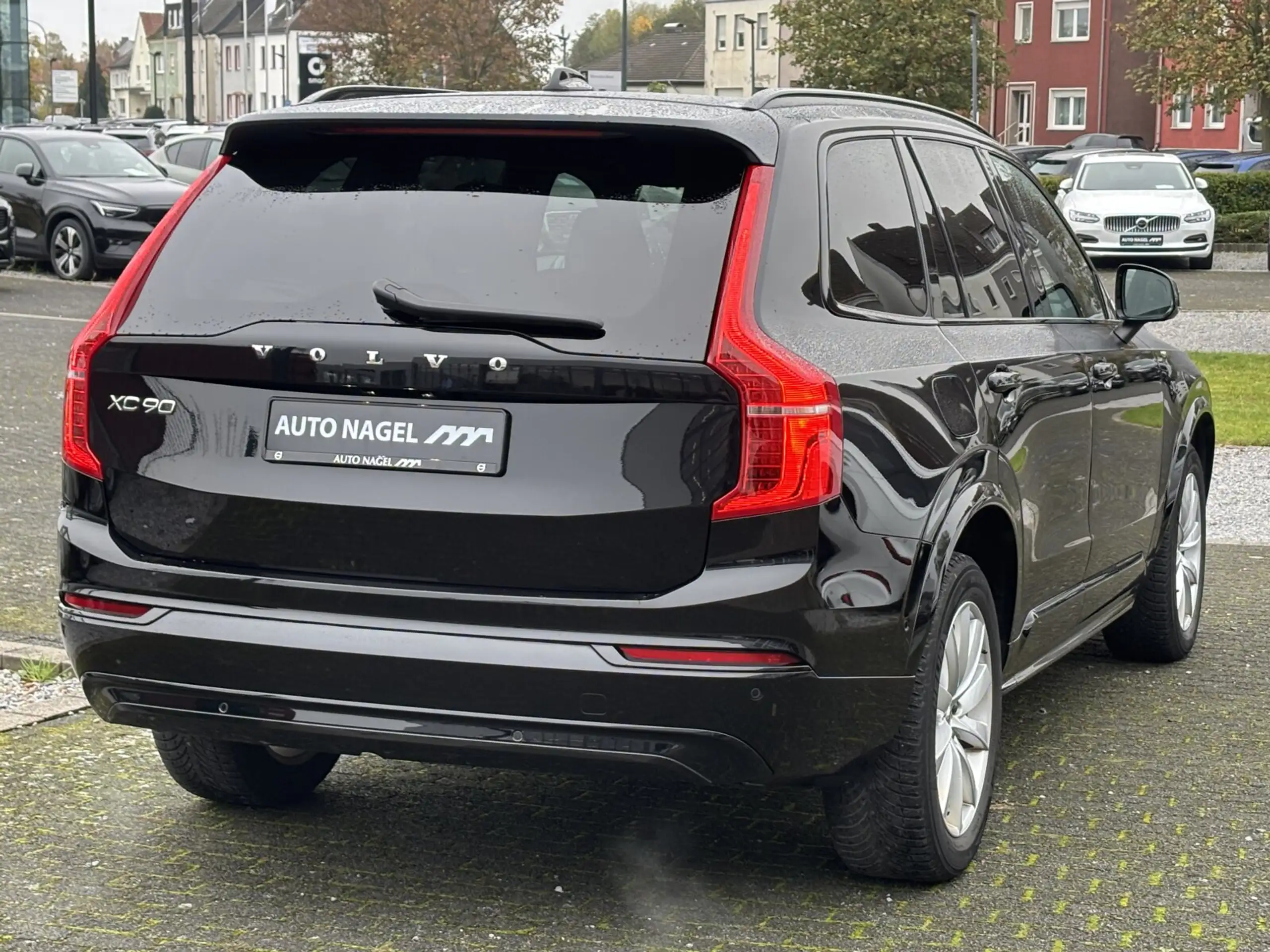 Volvo - XC90