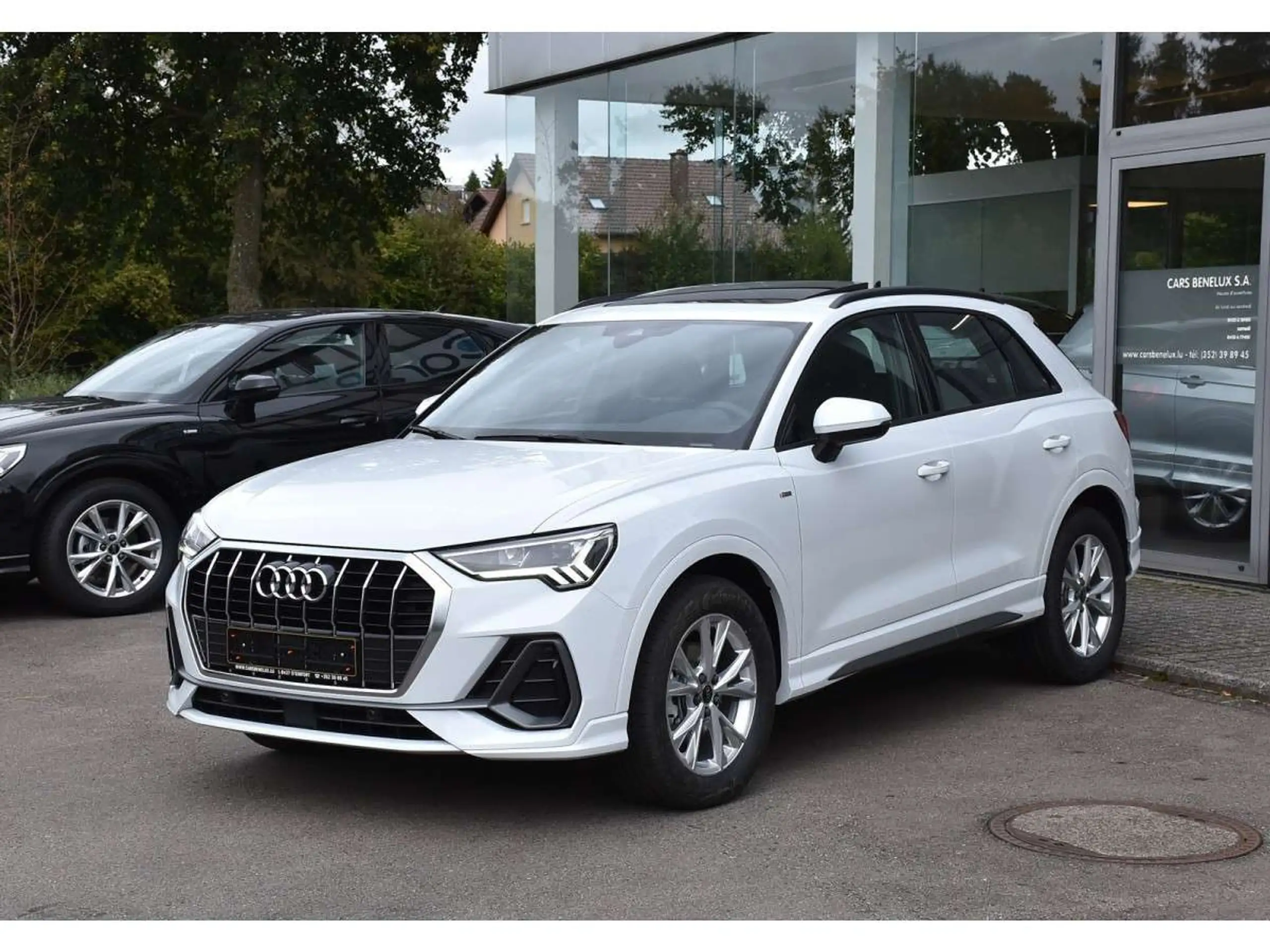 Audi - Q3